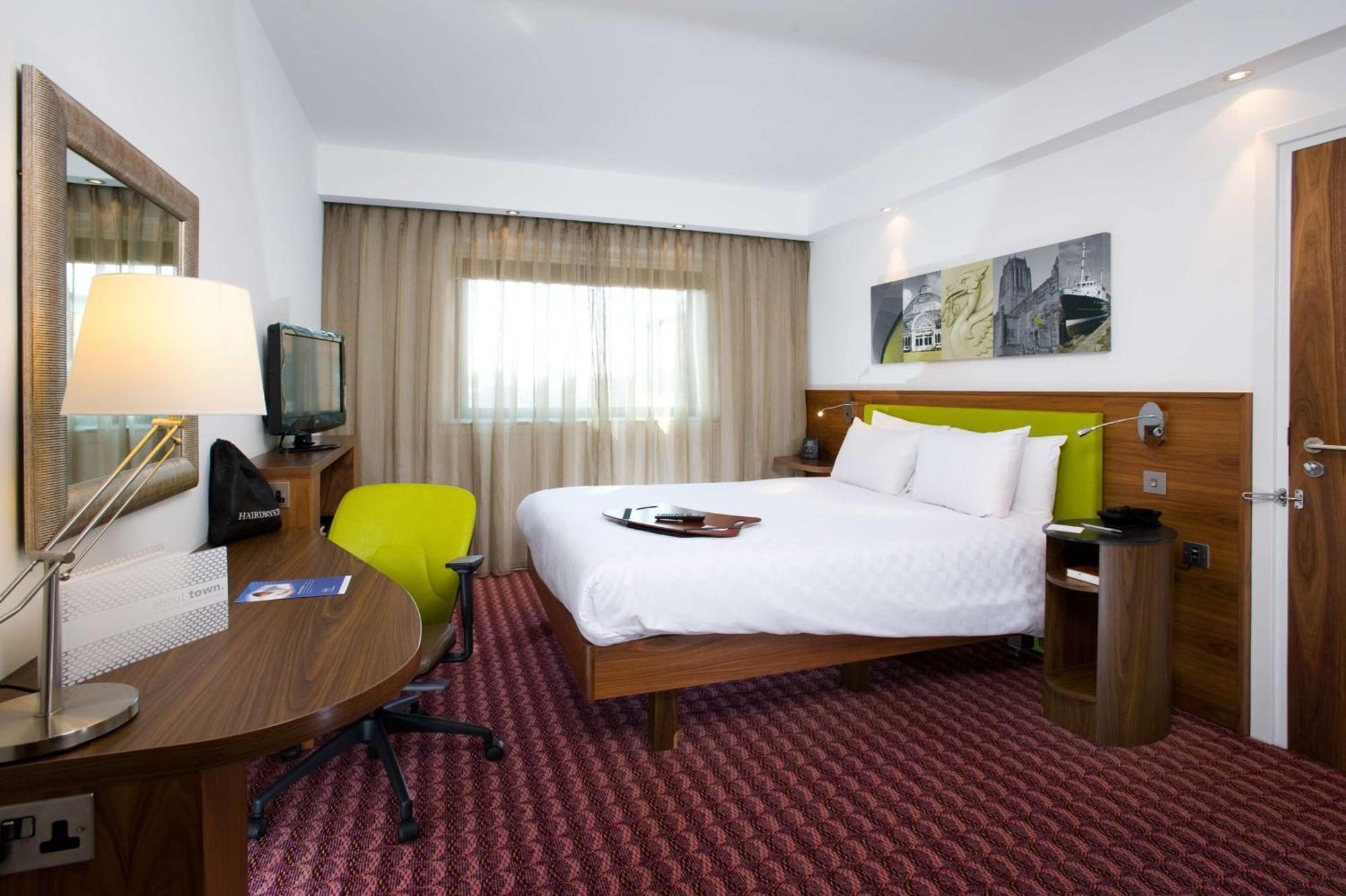 Queen Room