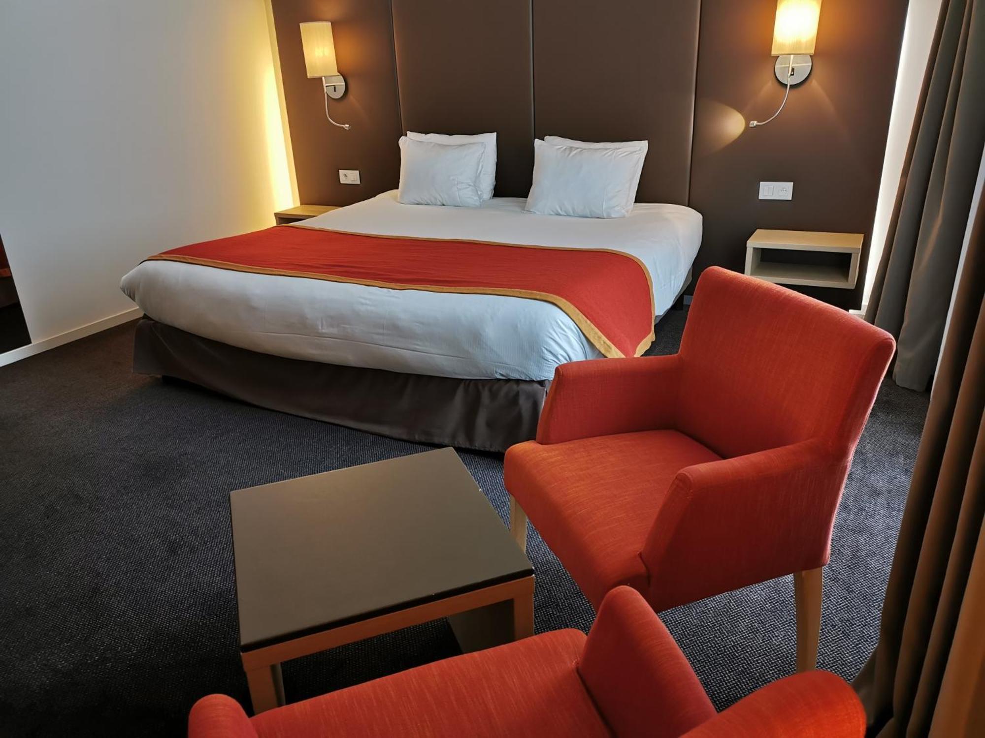 Large Double Room,1742676688:JPEG