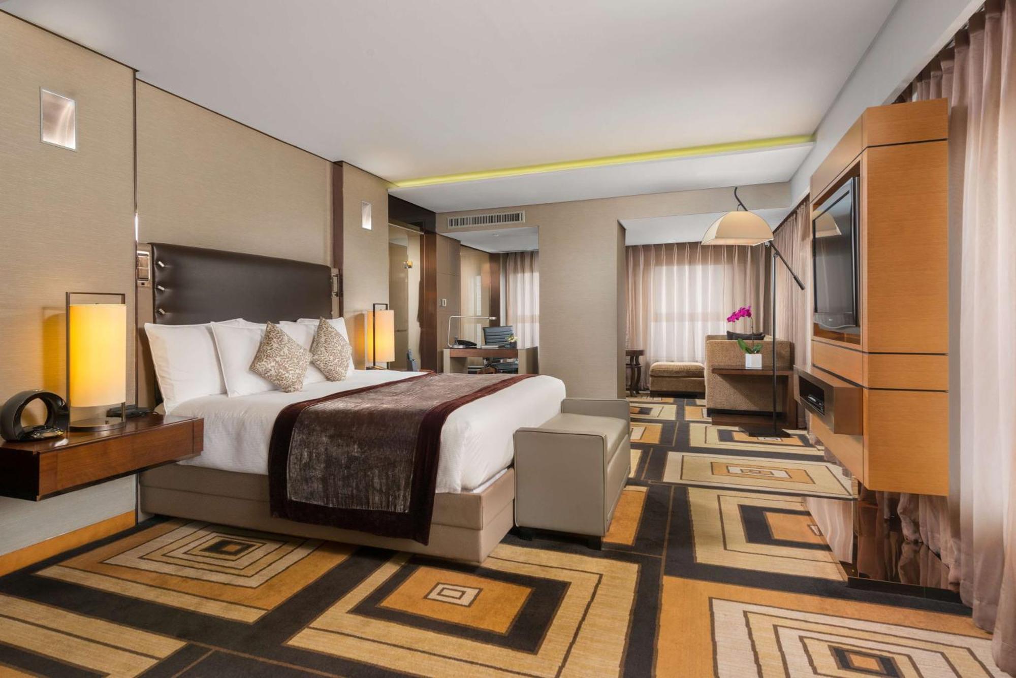 King Lifestyle suite,1552632475:JPEG