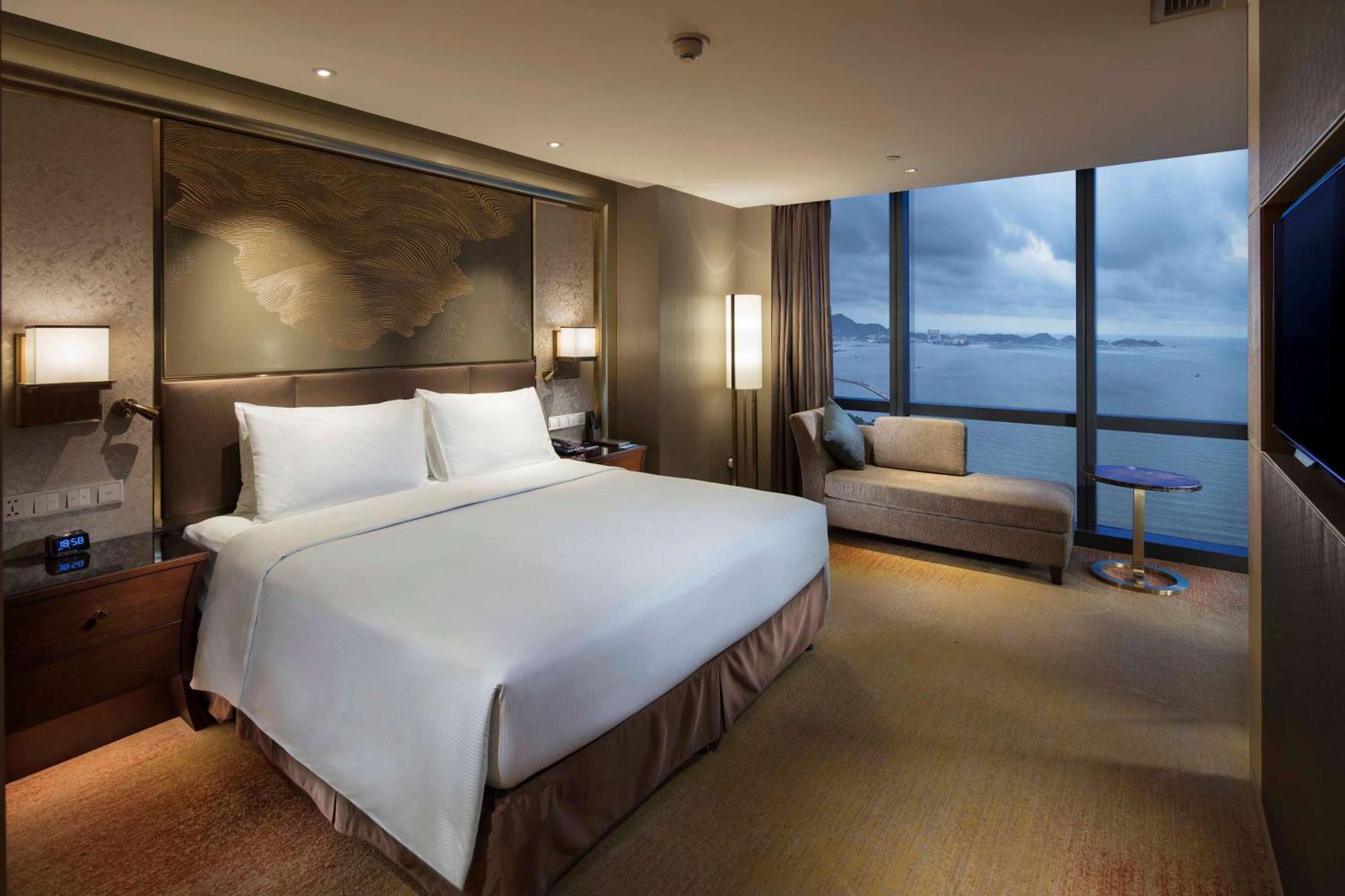 King Executive Deluxe Room Sea View