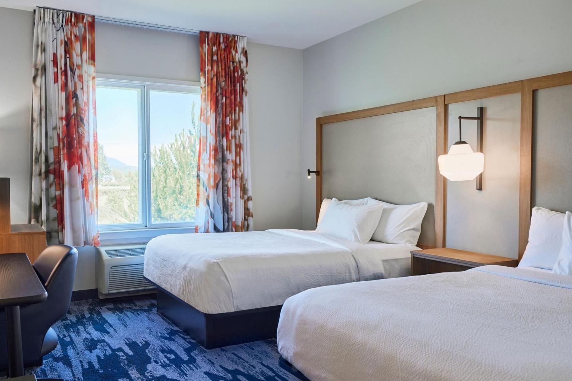 Queen Room with Two Queen Beds - Pet-Friendly/Hearing Accessible