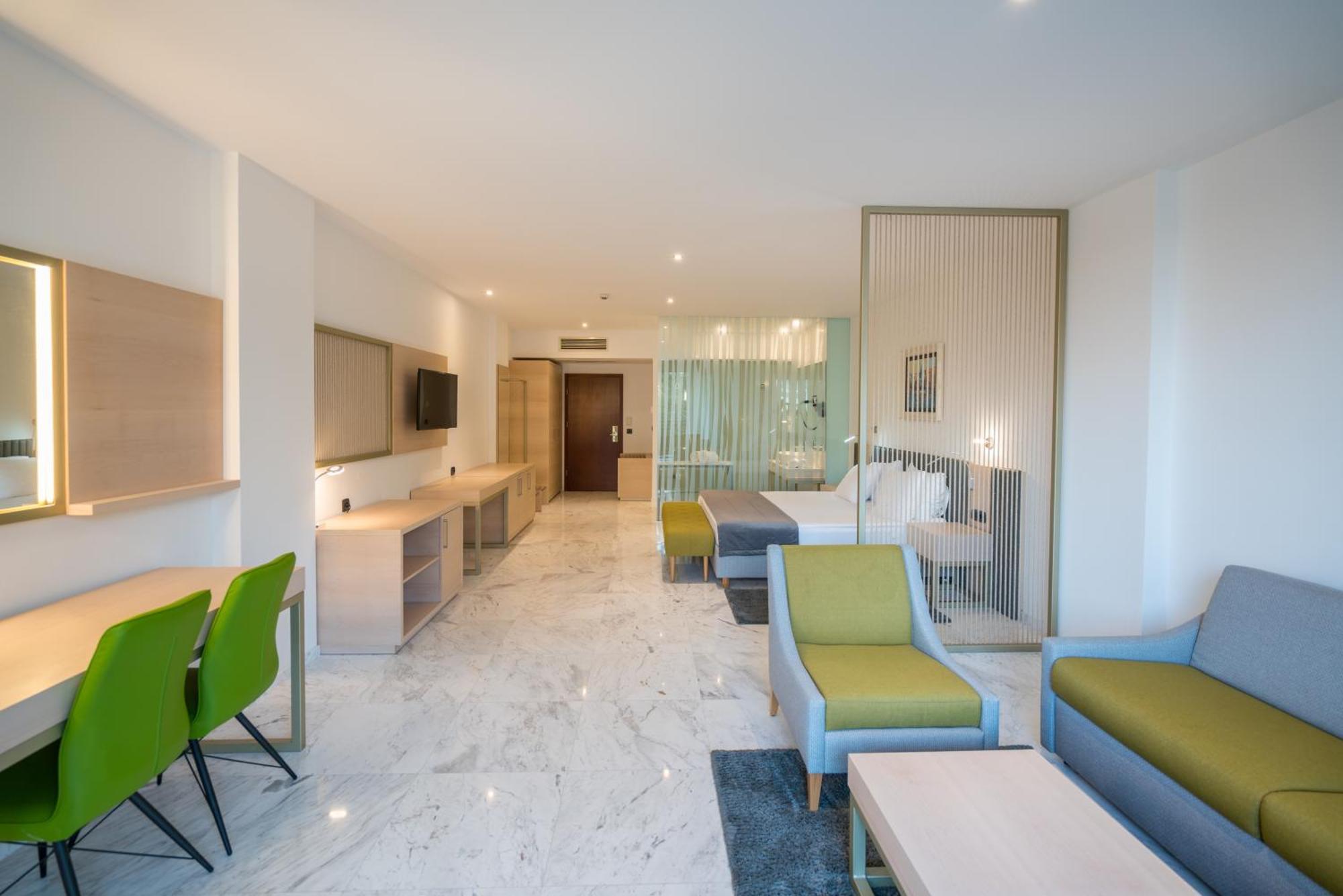 Junior Suite Garden View