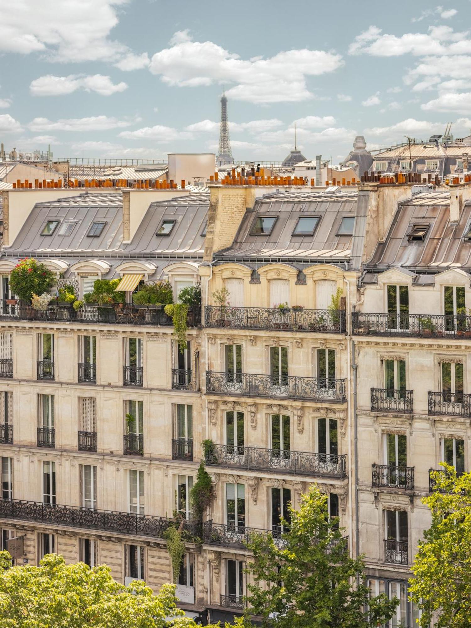Cosy Room Paris View