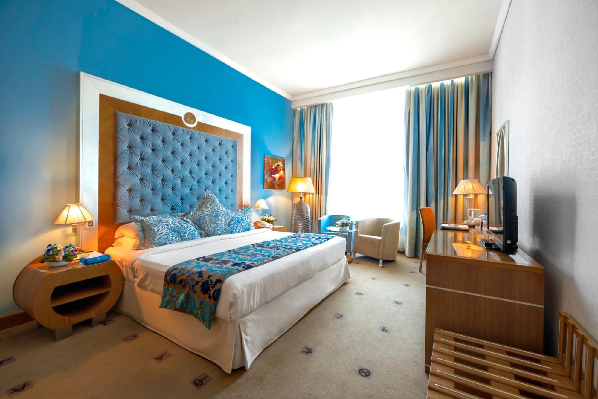Executive Suite City View