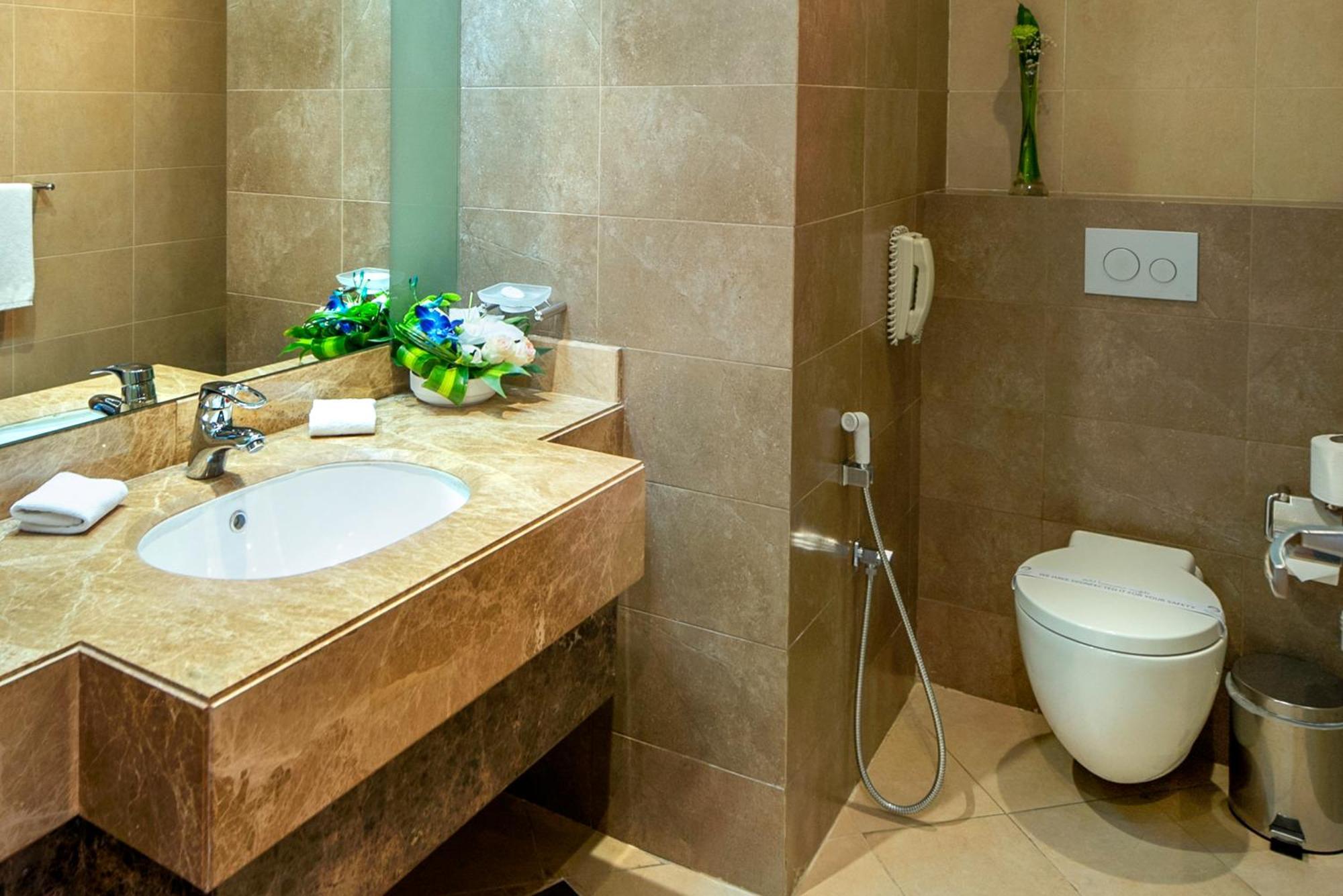 Executive Suite City View