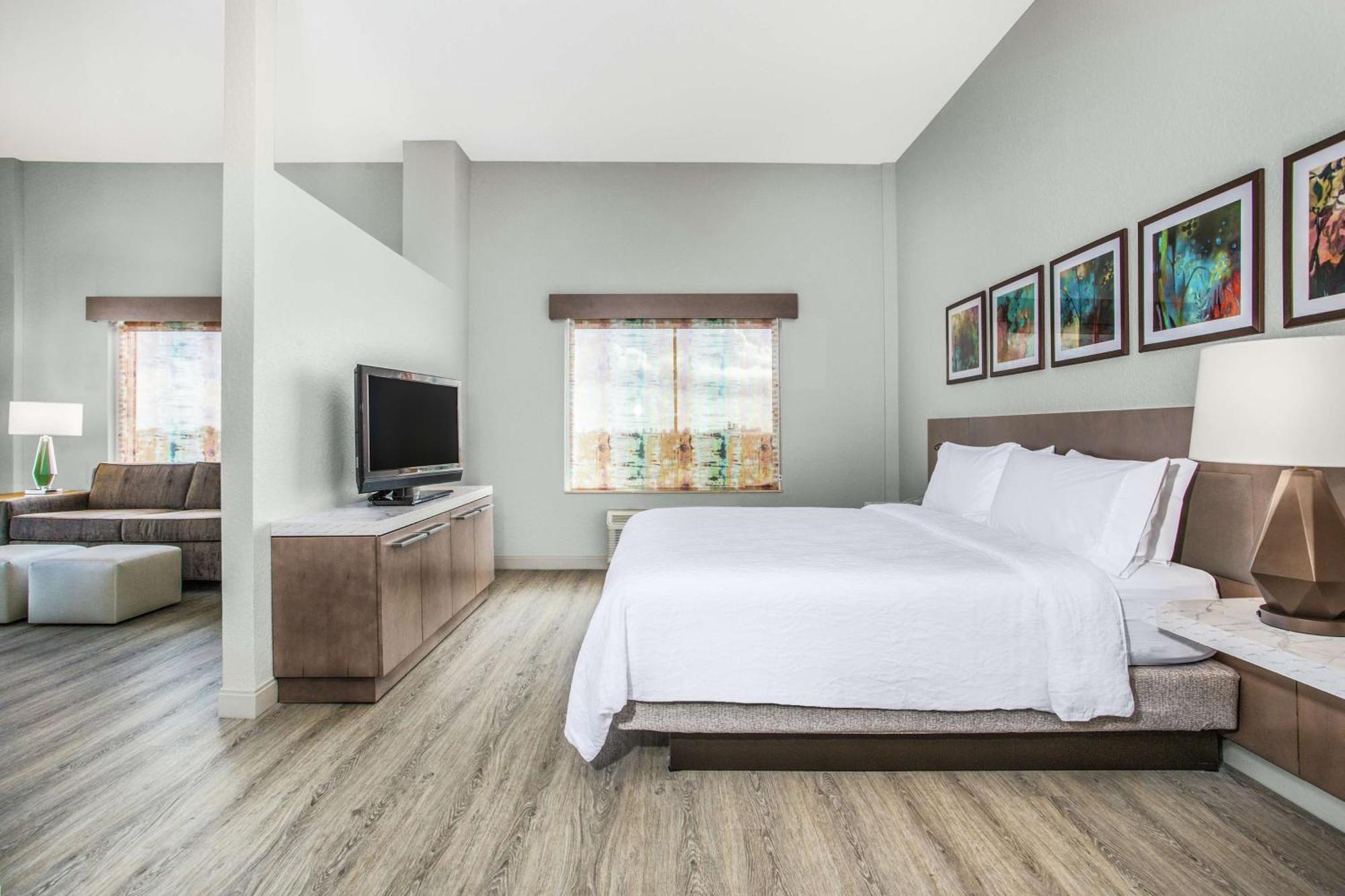One-Bedroom Suite