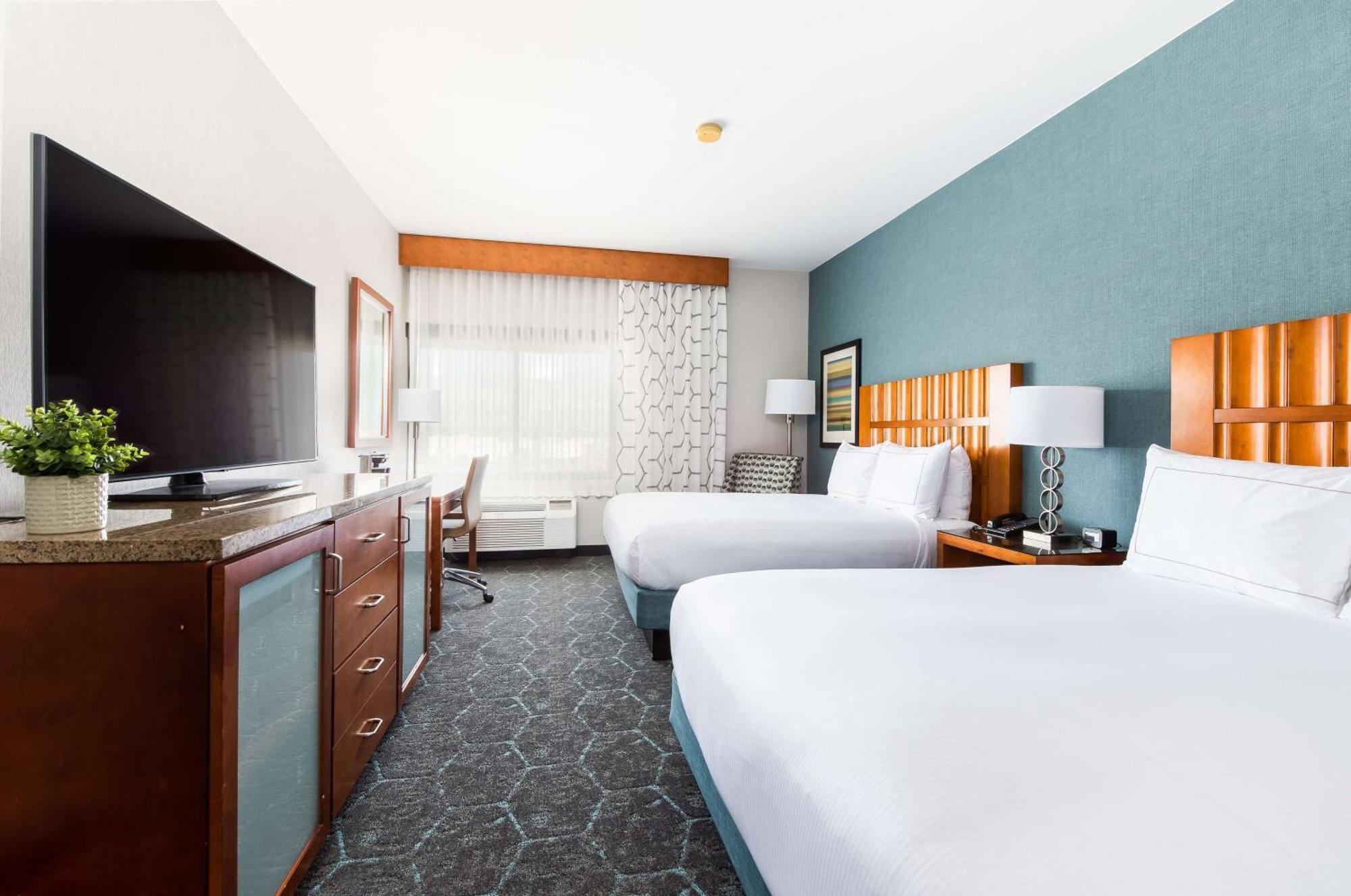 Queen Room with Two Queen Beds - Disability Access,1706133898:JPEG