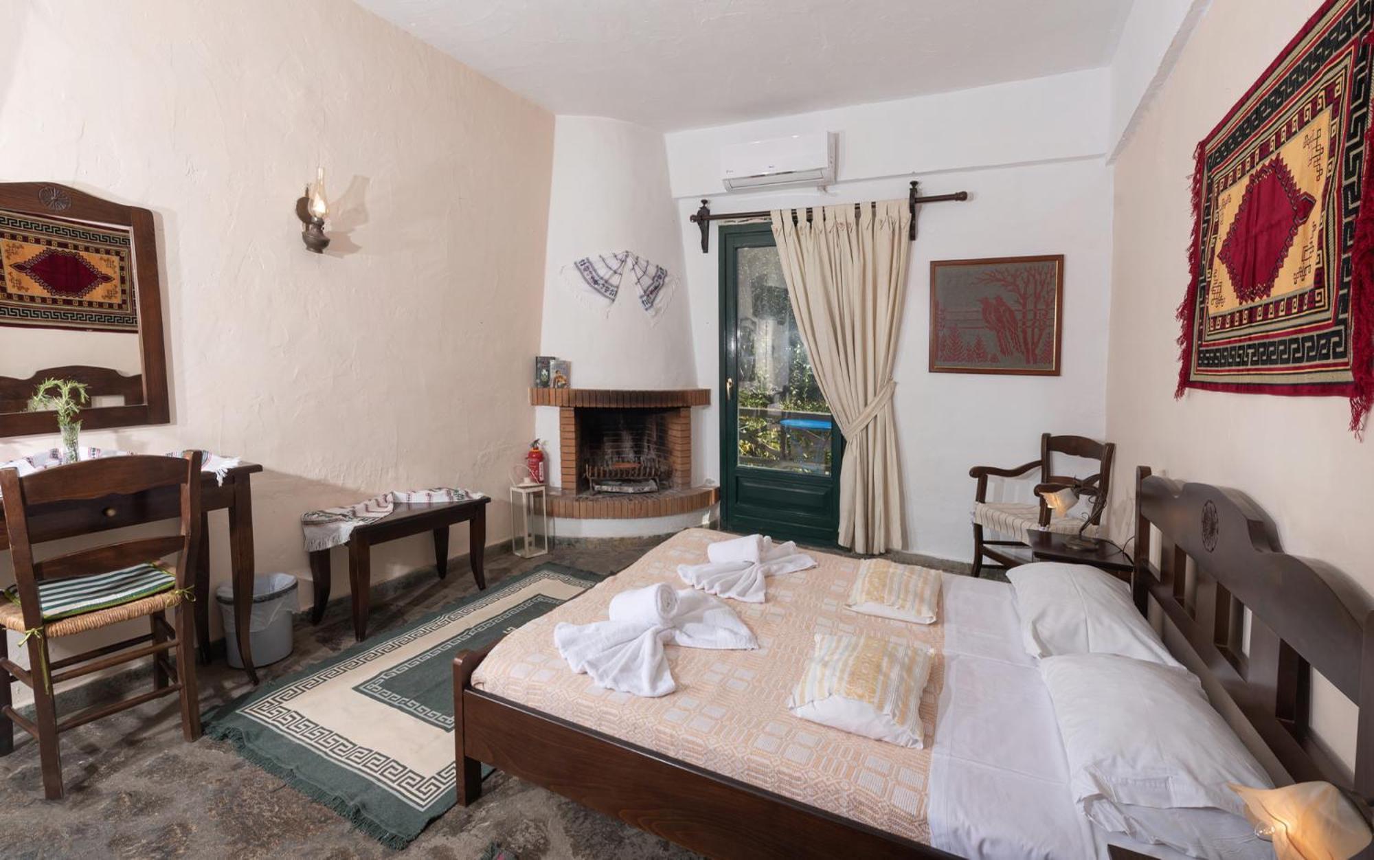 Double or Twin Room,1557609703:JPEG