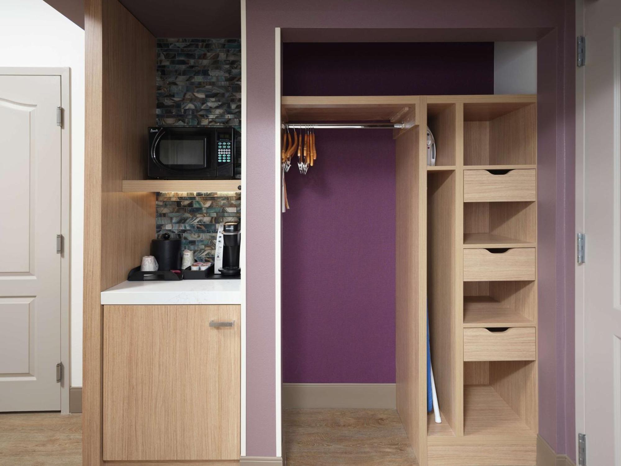 Two Queen Suite - Hearing Accessible,1557826444:JPEG