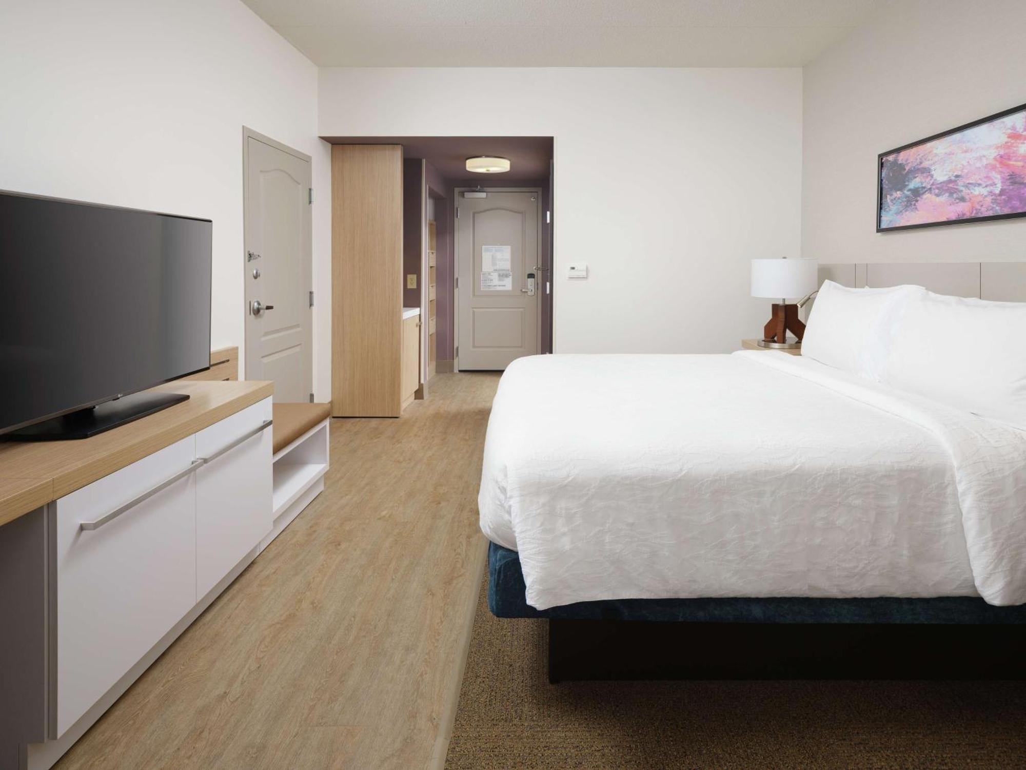 King Room,1557826444:JPEG