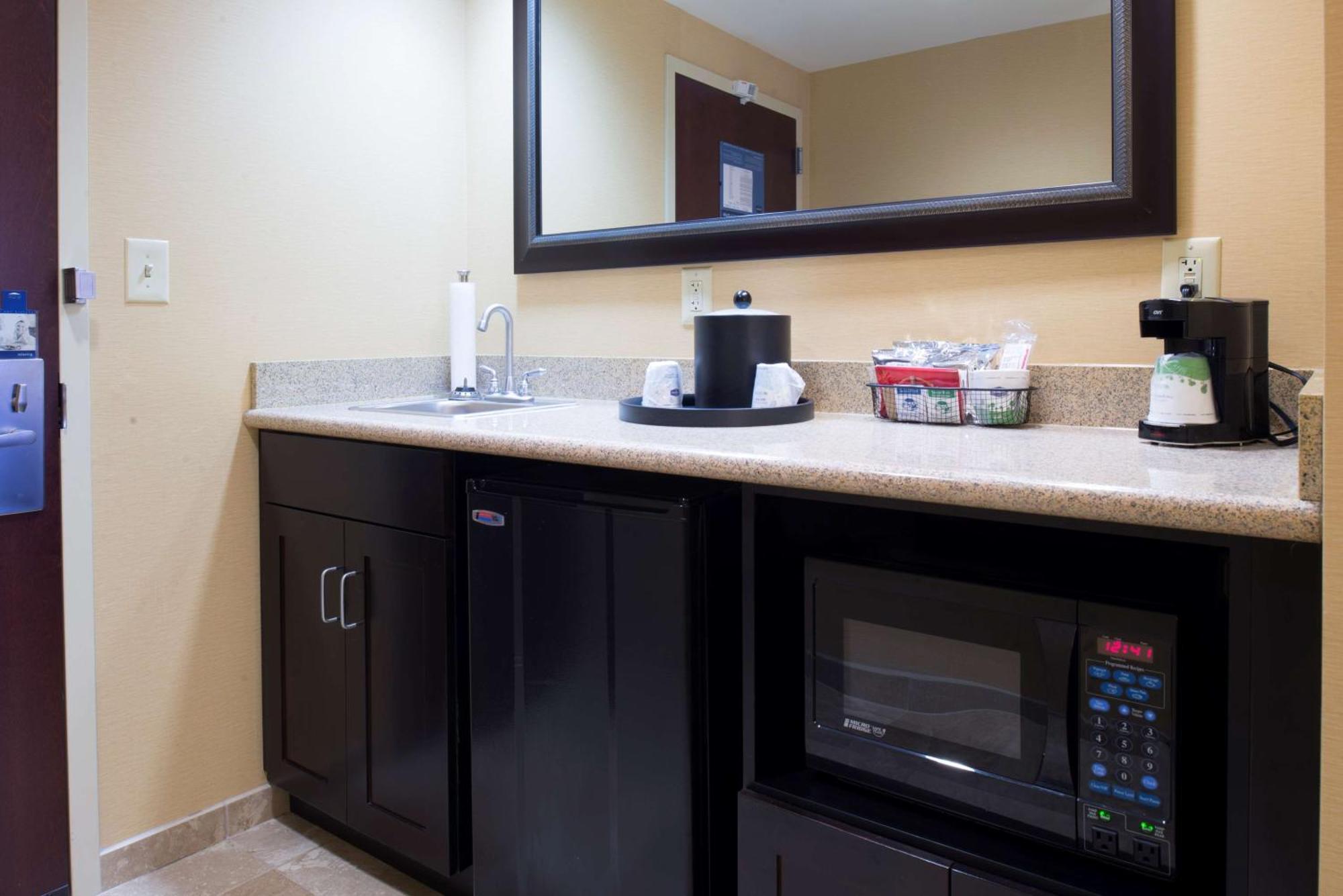 King Studio with Sofa Bed - Non-Smoking,1557829168:JPEG