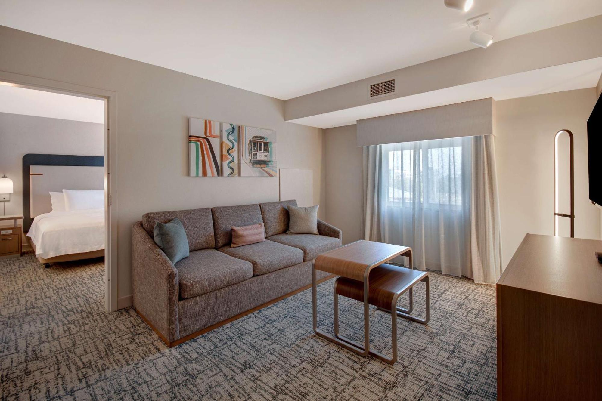One-Bedroom King Suite Non-Smoking