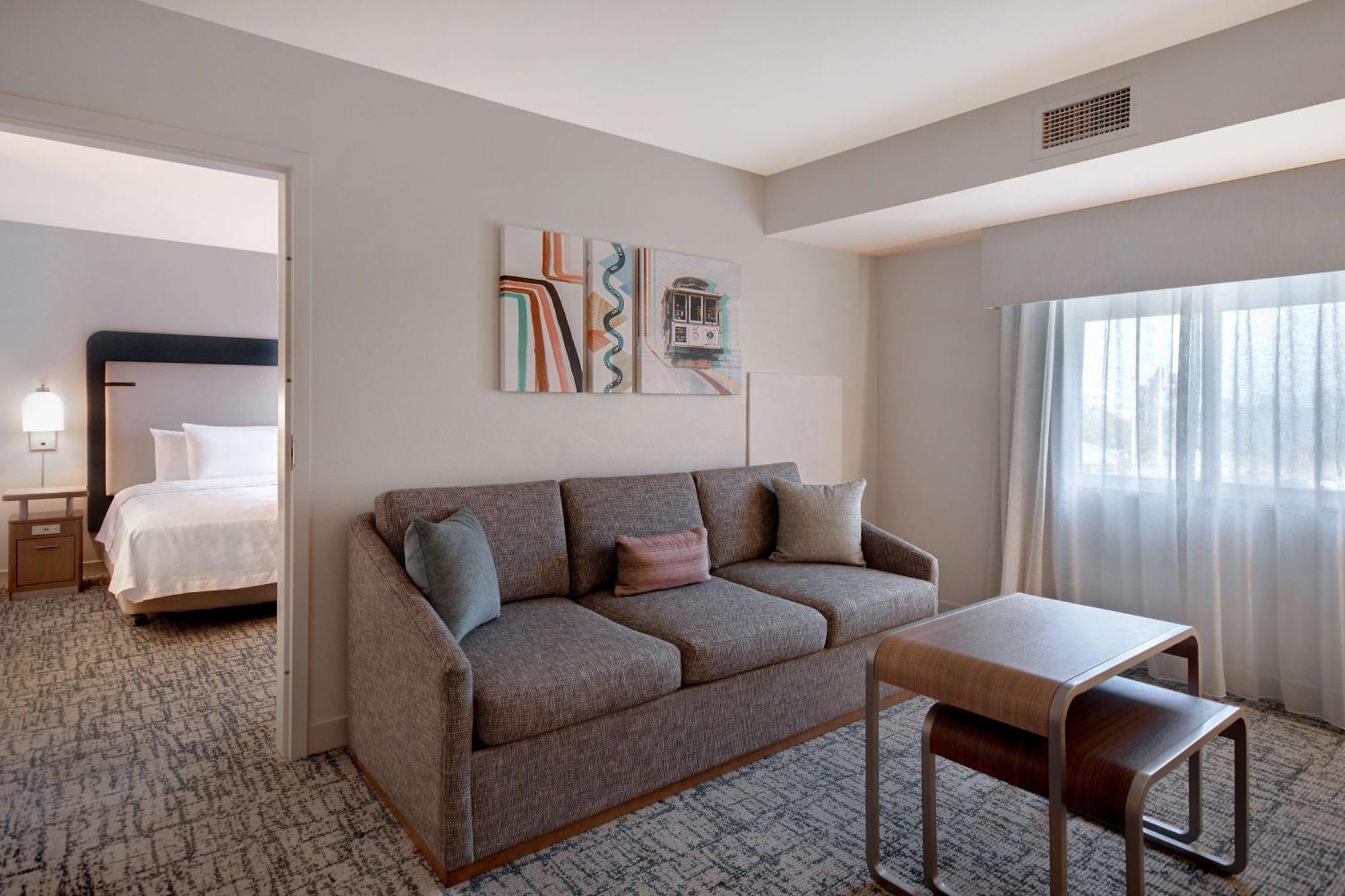Non-Smoking Suite Bay View