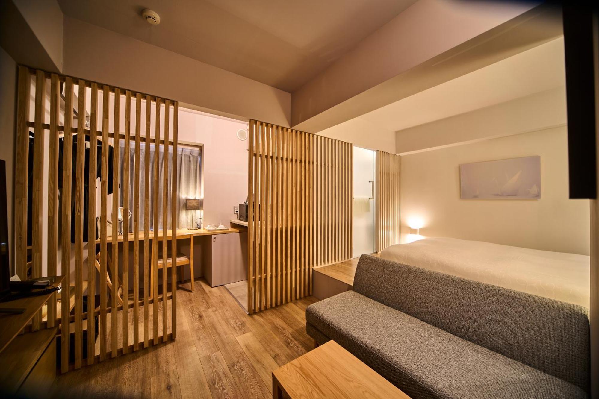 Deluxe Double Room Four Cube