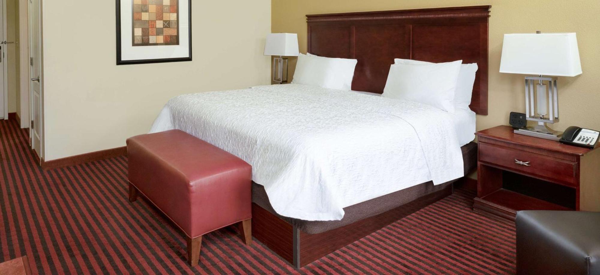 King Room with King Bed - Non-Smoking,1558055020:JPEG