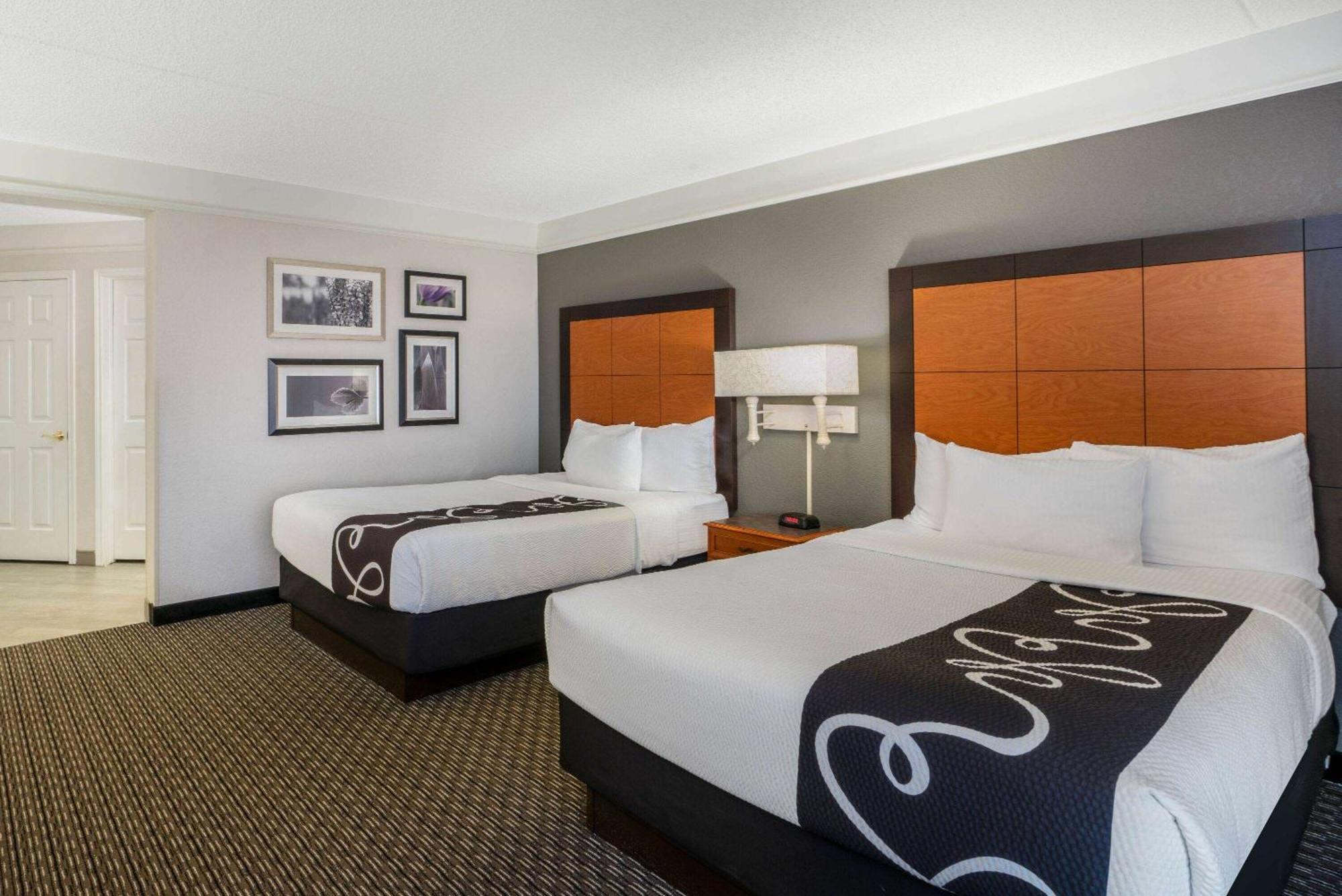 Deluxe Double Room Two Double Beds Non-Smoking