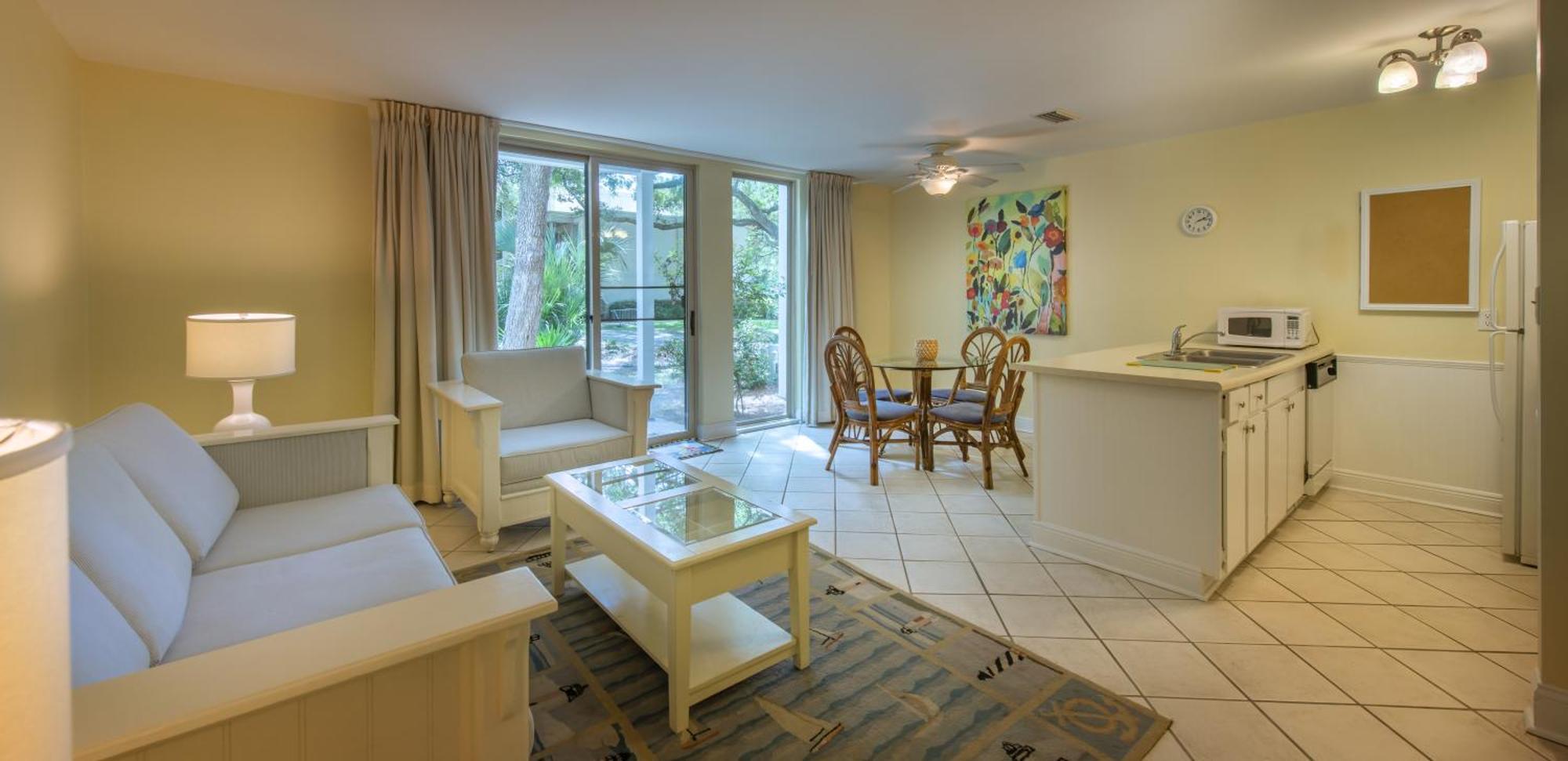 One-Bedroom Suite Island View