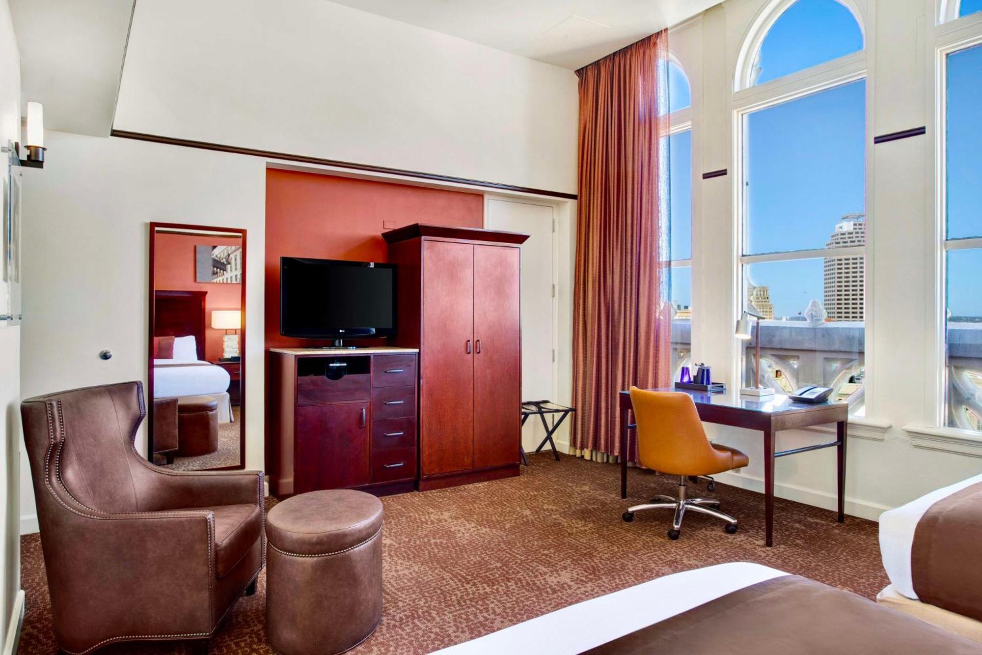 Queen Room Two Queen Beds