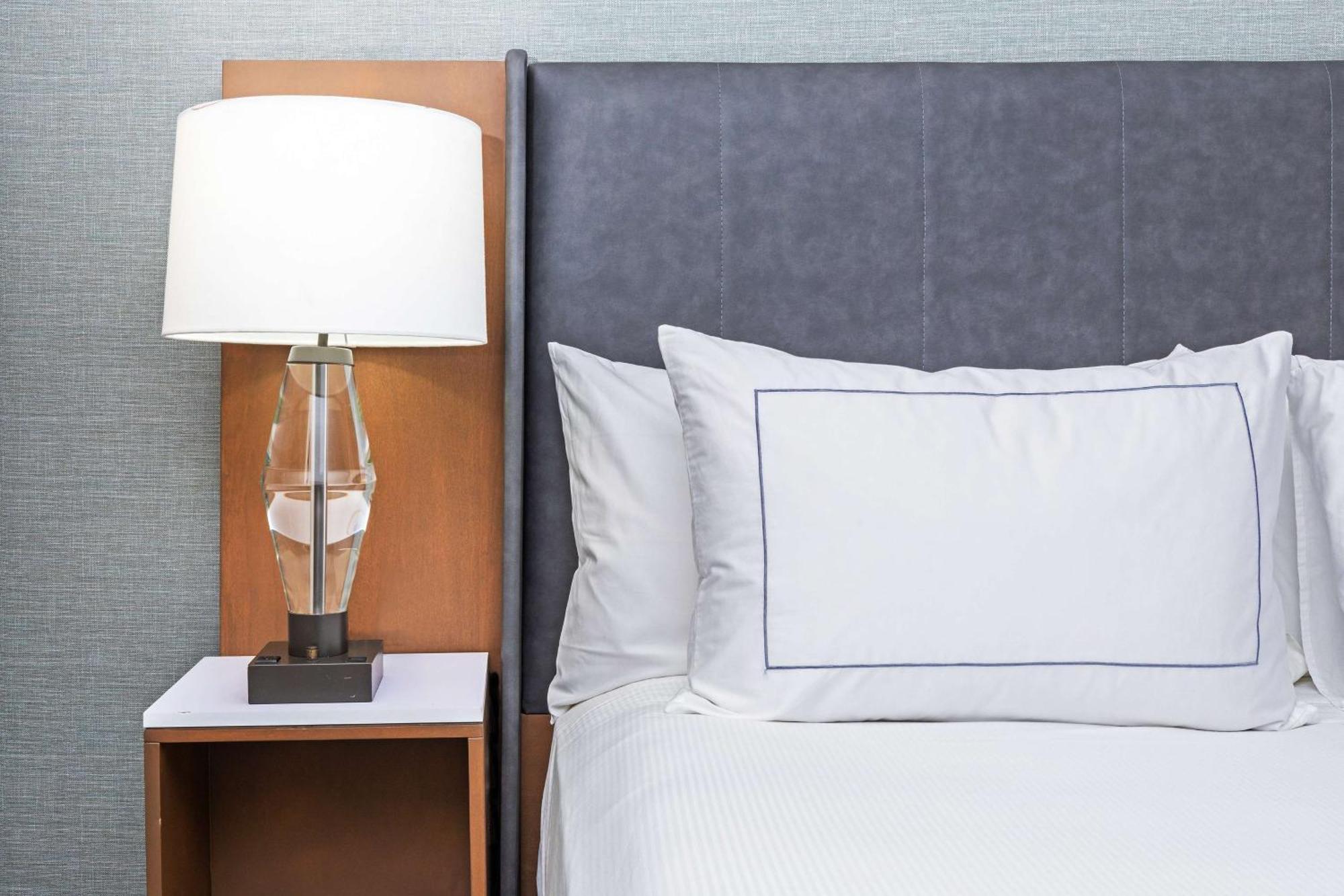 King Room,1559641243:JPEG