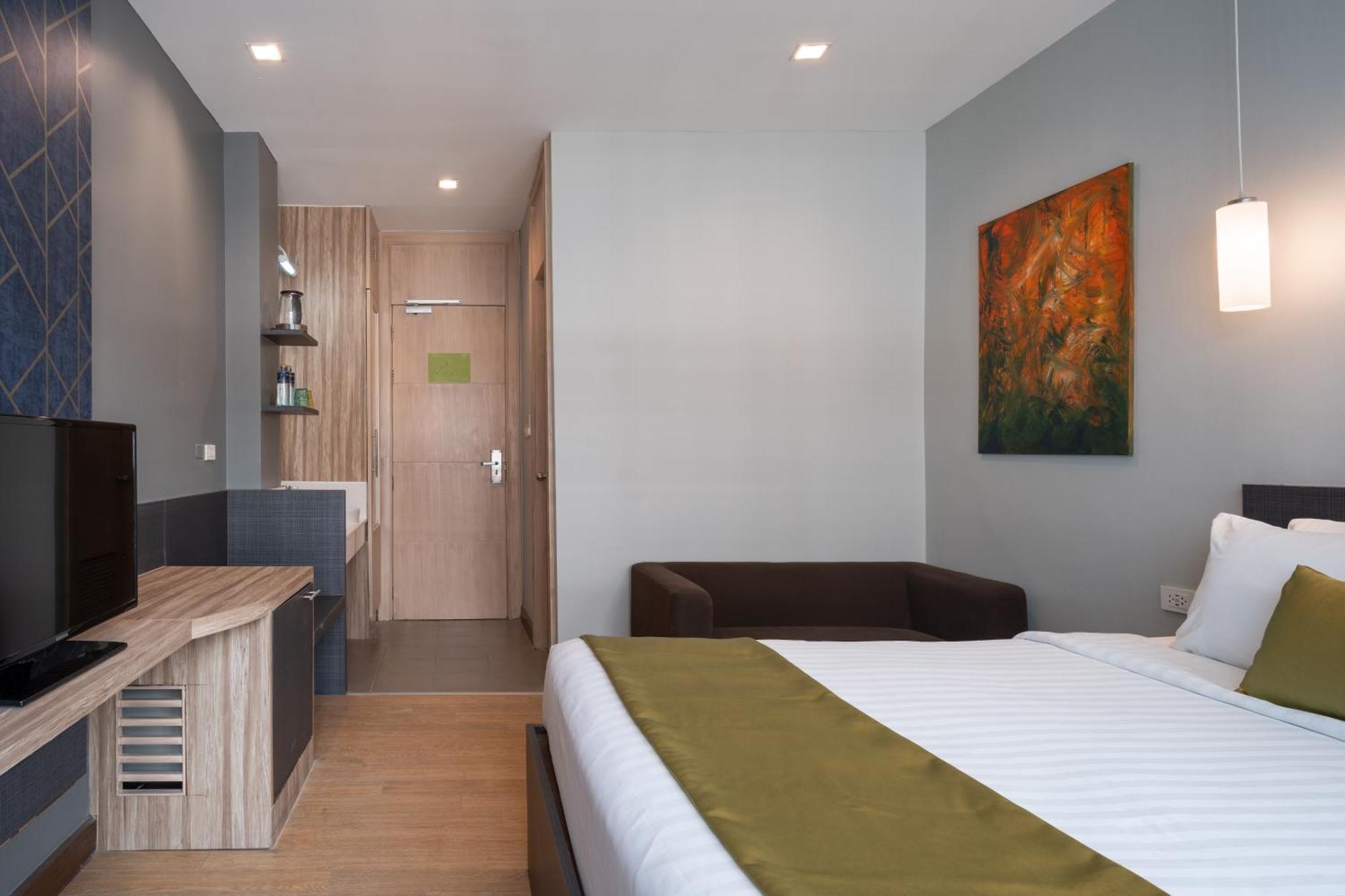 Deluxe King Room