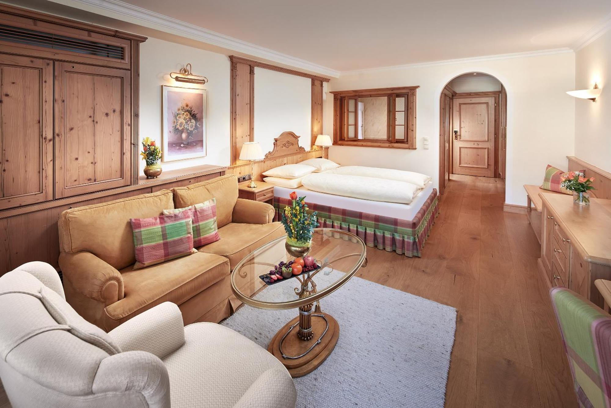 Deluxe Double Room Garden View