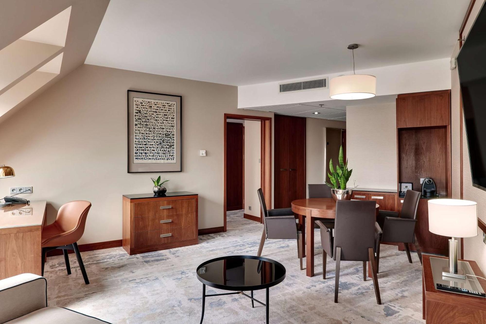 King Suite River View