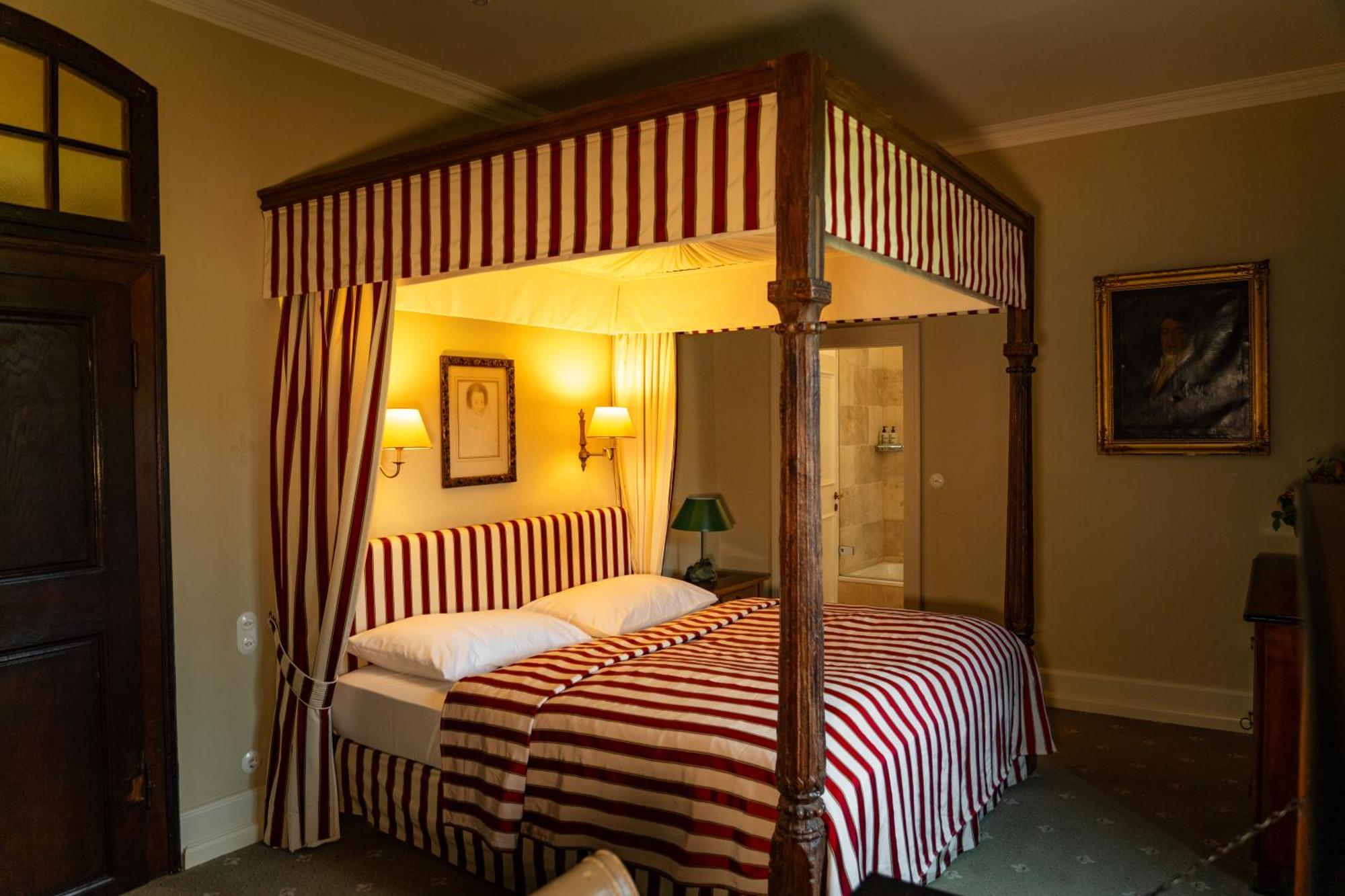 Superior Double Room,1586111483:JPEG