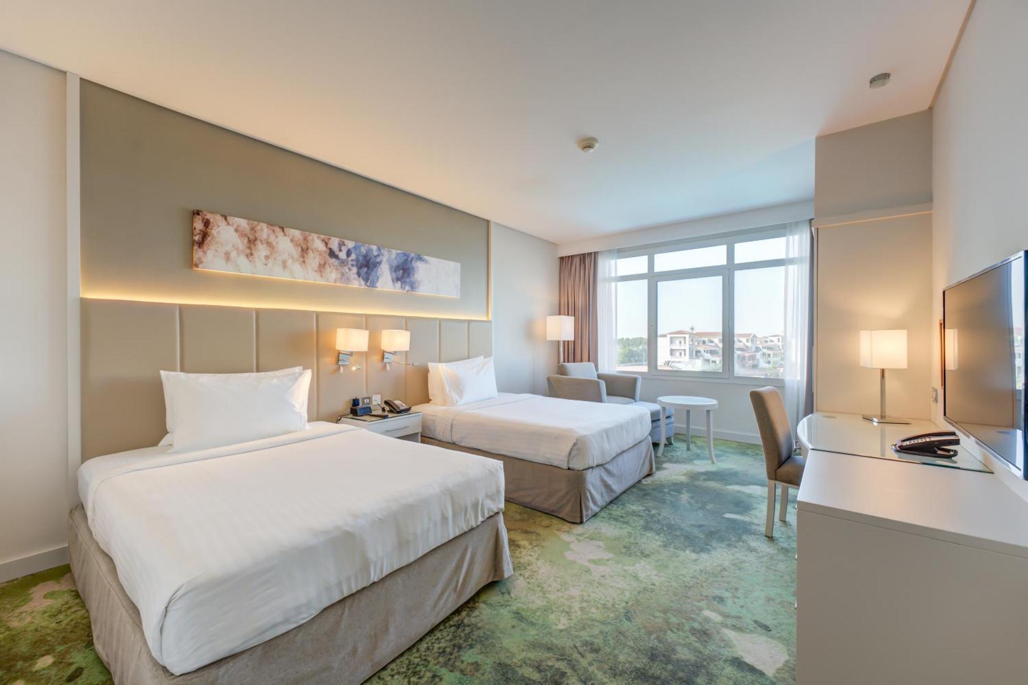 Deluxe-Zweibettzimmer mit Seeblick – Shuttleservice zum JBR Beach und Zugang zur Market Mall