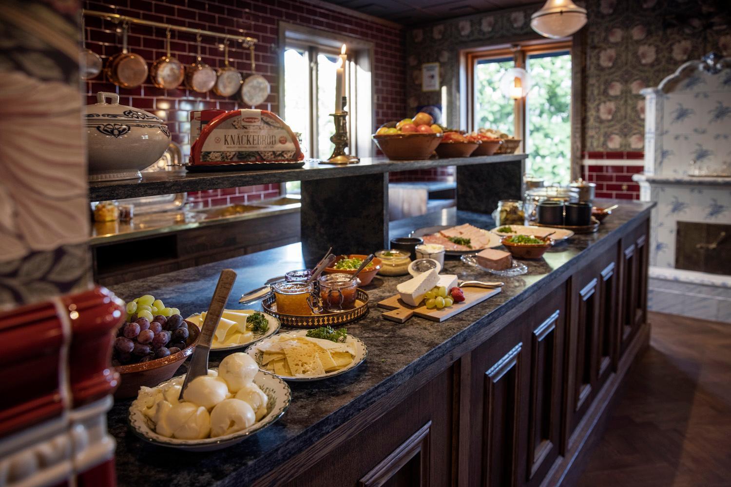 Standard Double Room - The Ehrenpol Villa,1566932345:JPEG