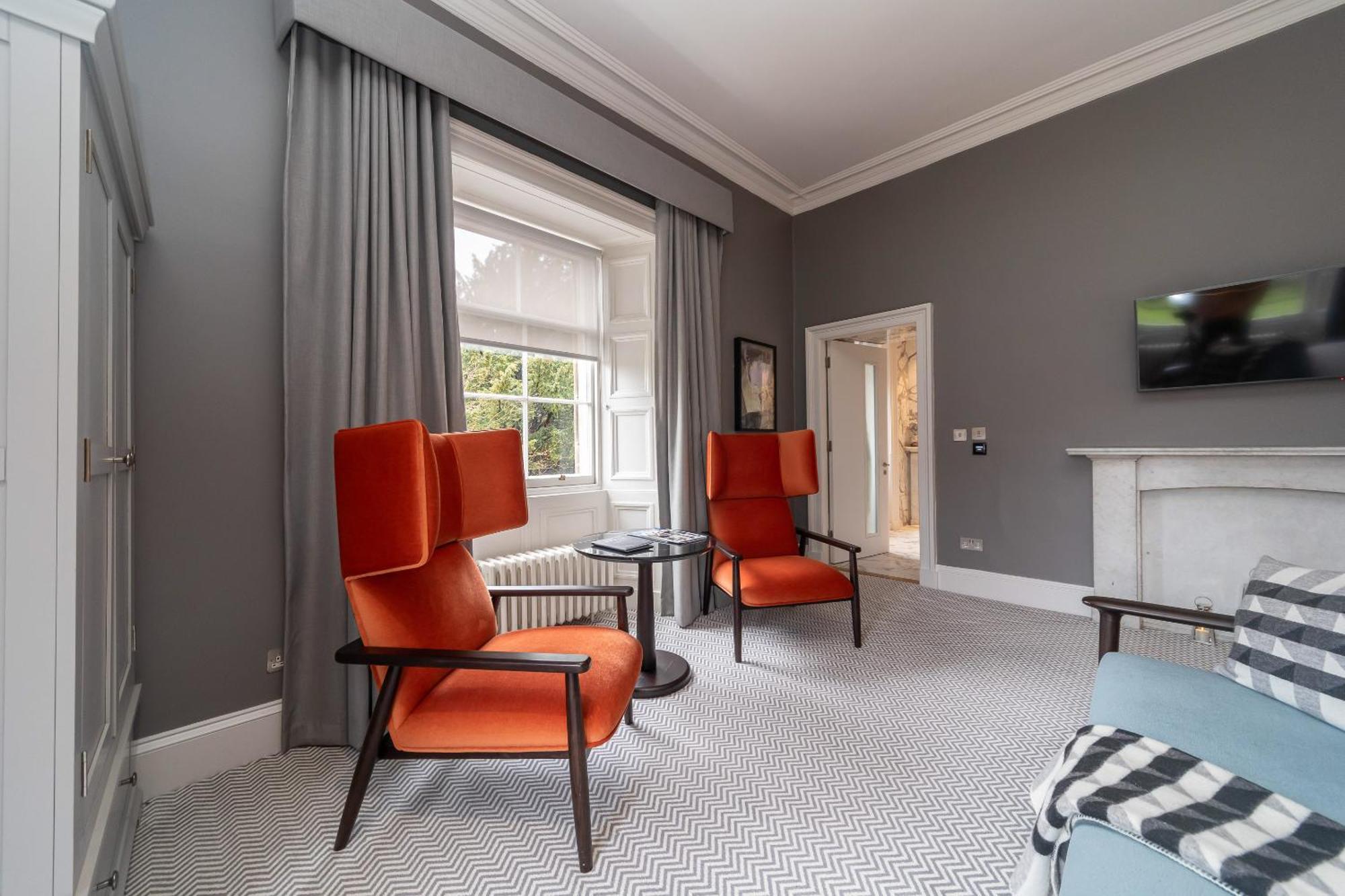 Signature Room