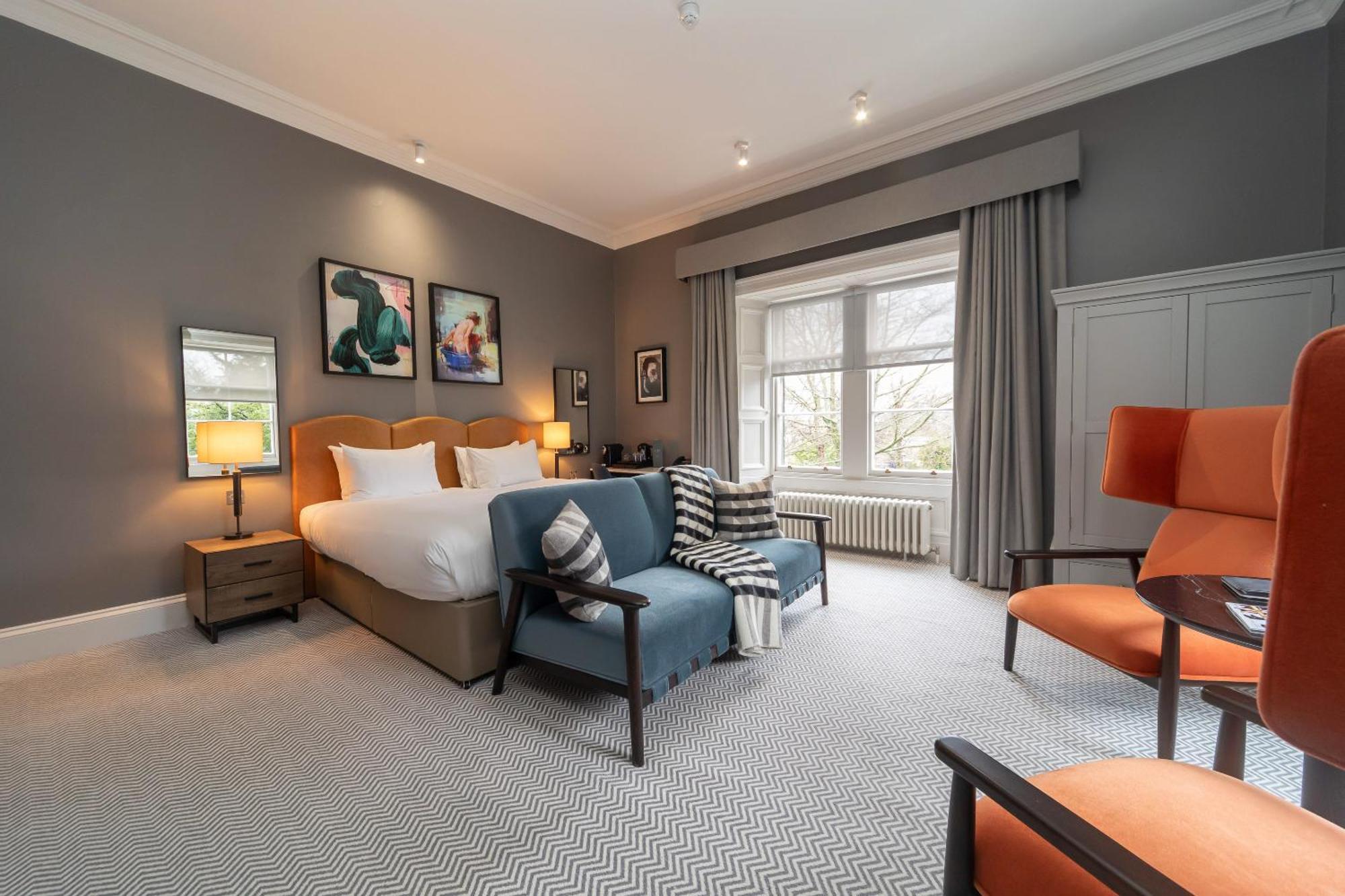 Signature Room