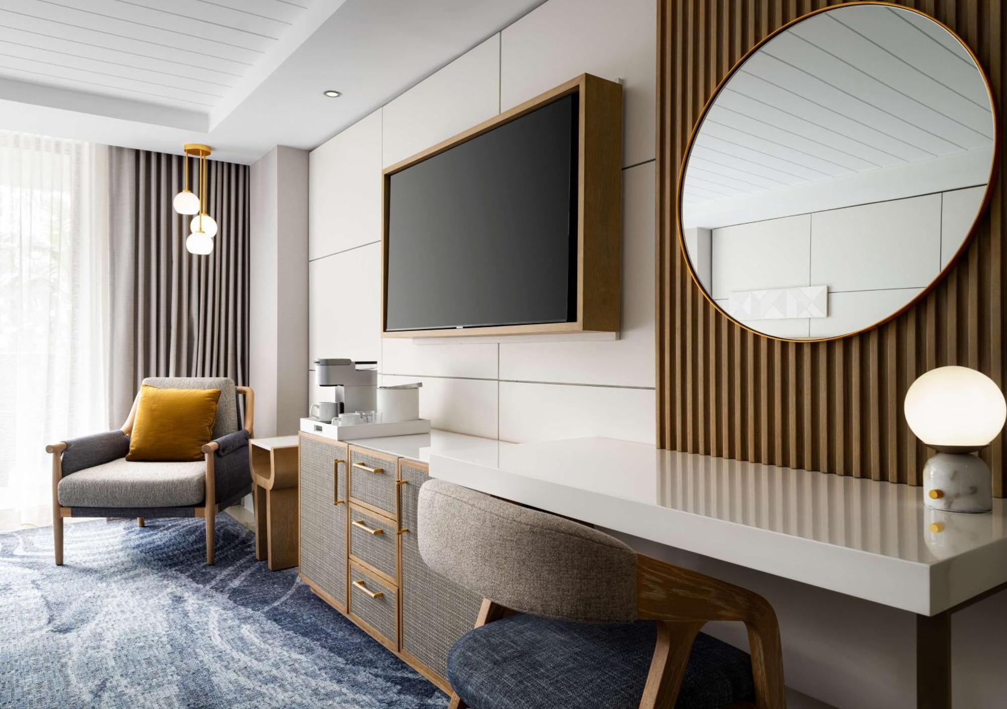 Queen Room with Two Queen Beds and Ocean View,1567098377:JPEG