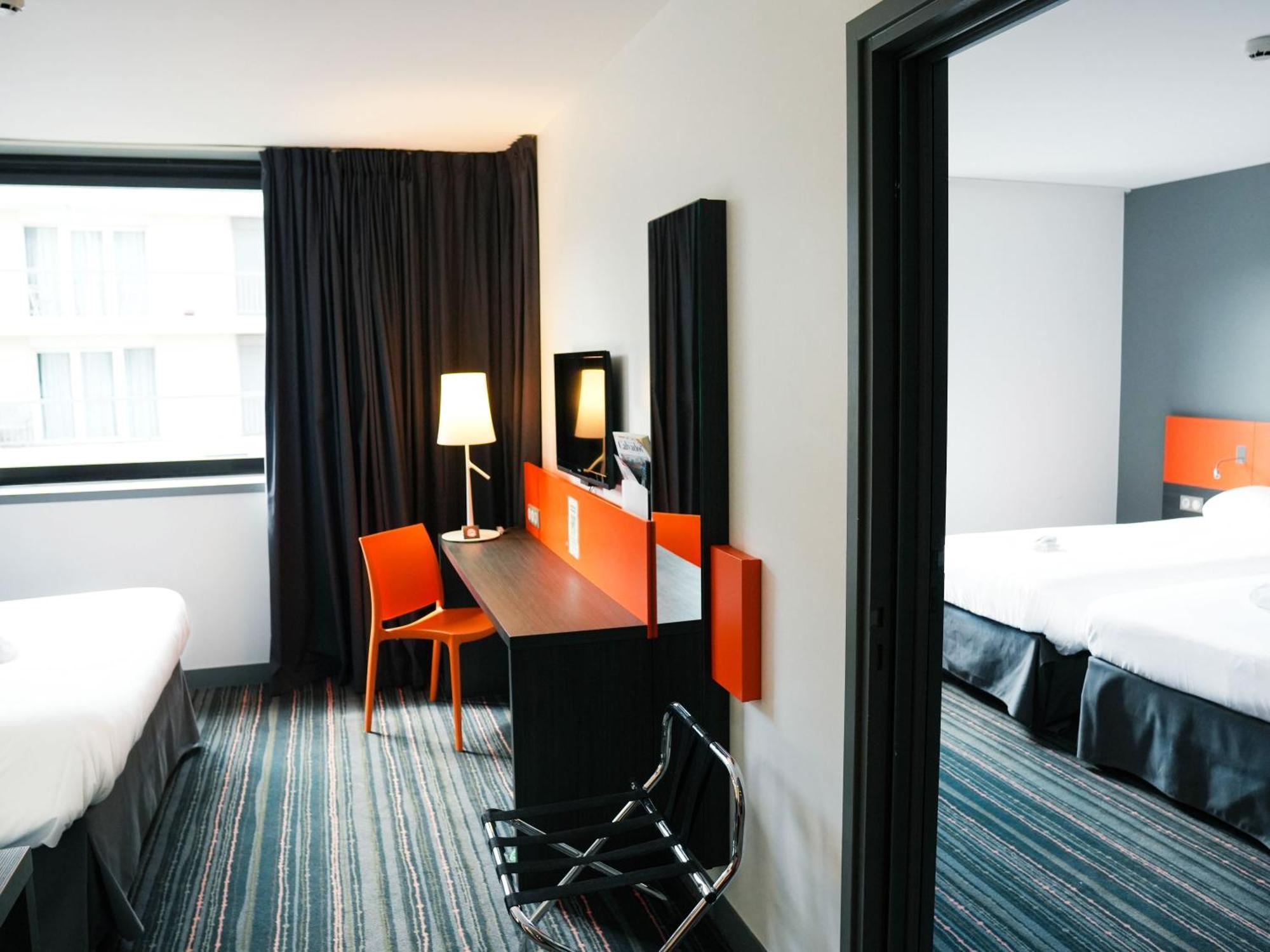 Standard Family Suite Two Connecting Rooms,1567163393:JPEG