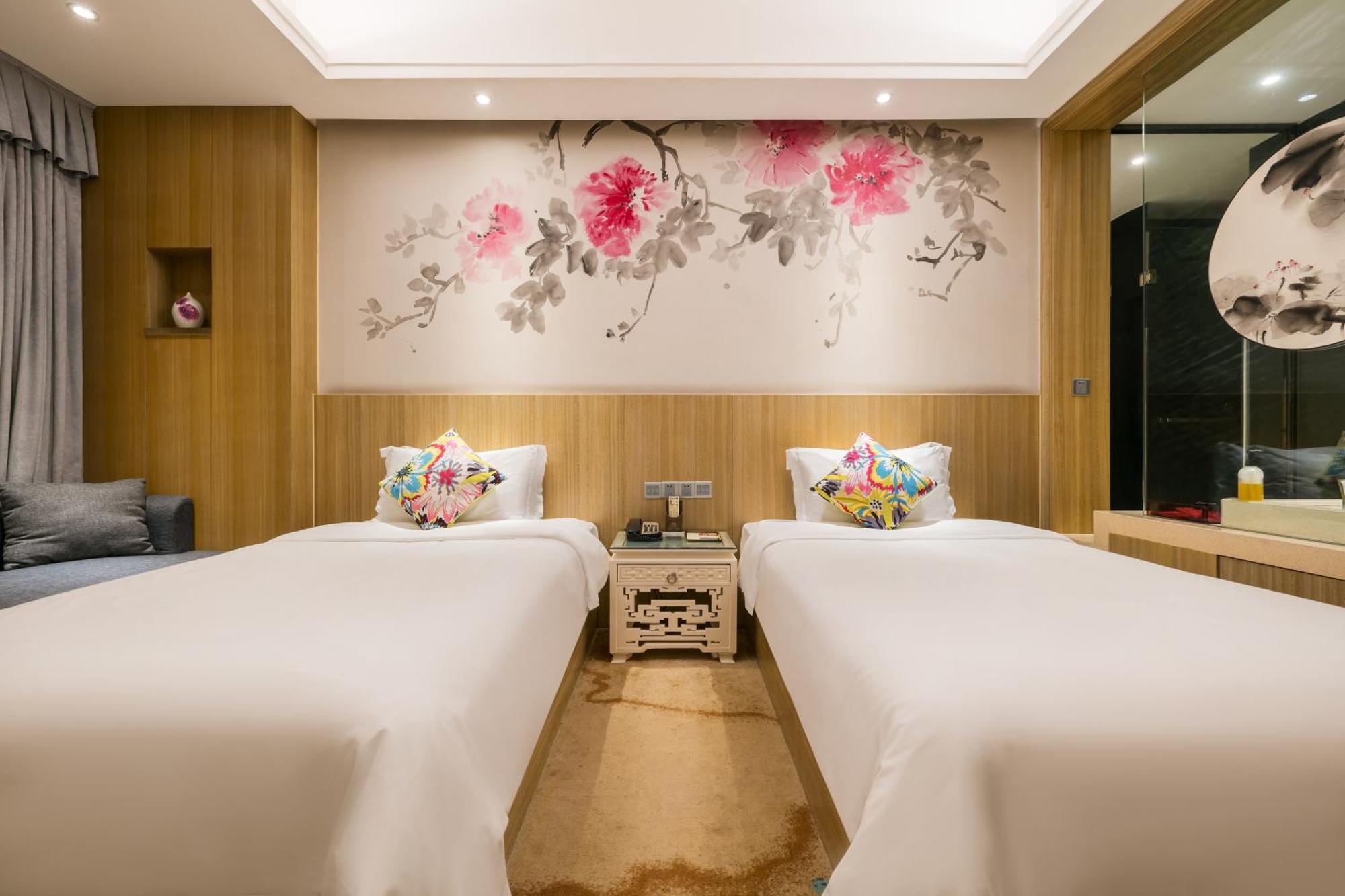 Superior Twin Room No Window