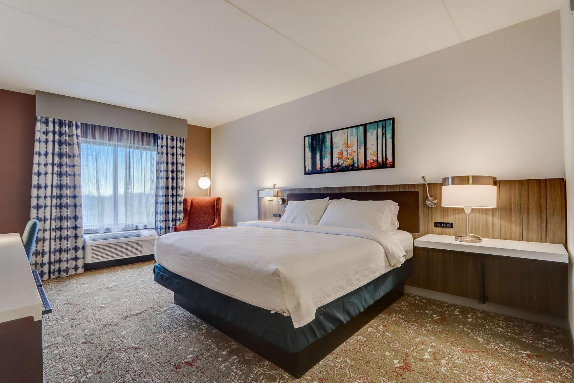 King Room,1574714630:JPEG