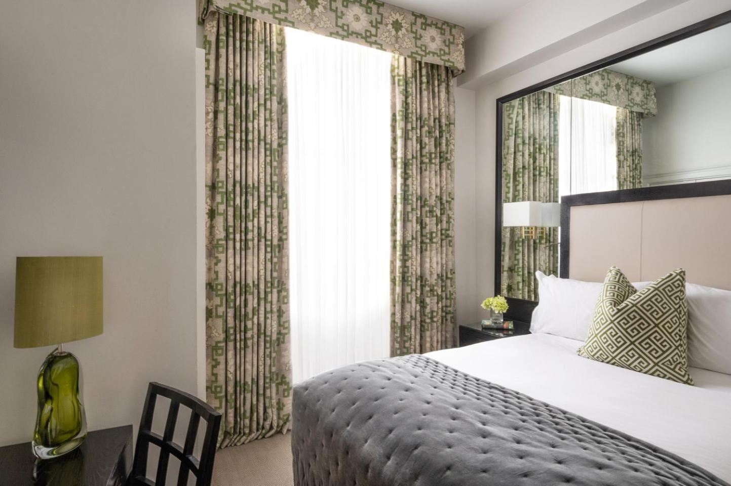 Small Double Room,1607659705:JPEG