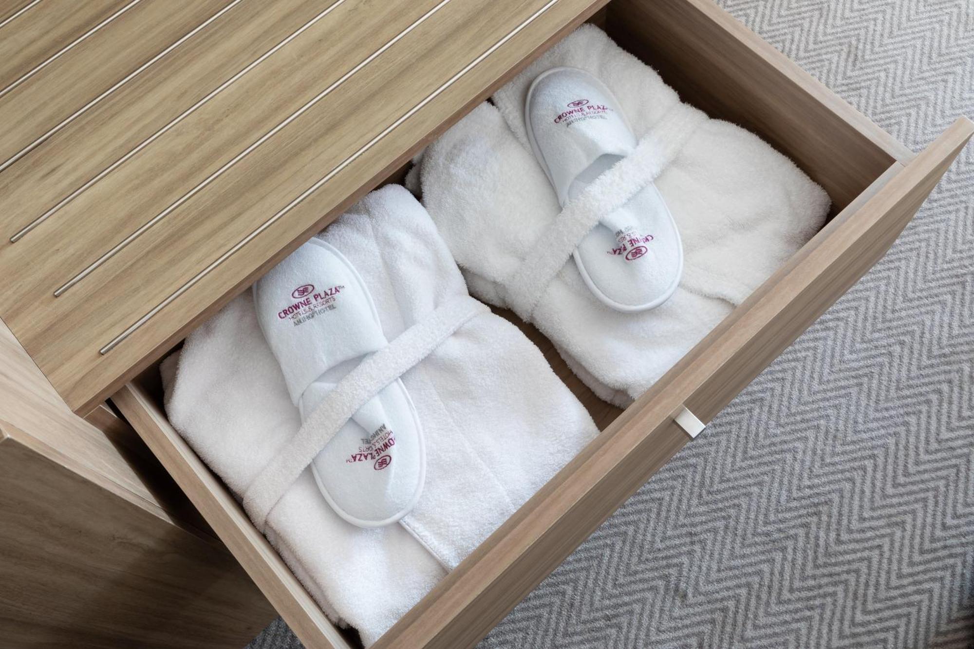 Premium King Room with Balcony,1615649533:JPEG