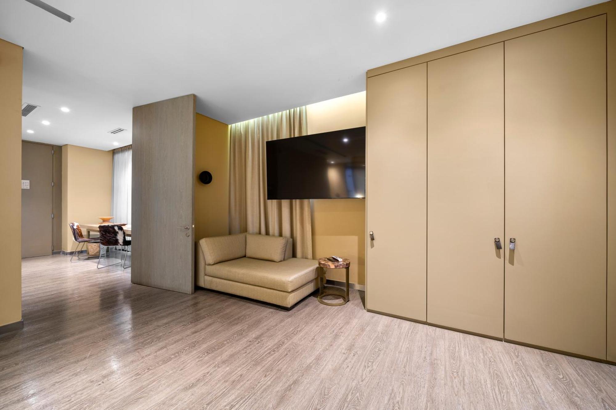 Presidential Suite