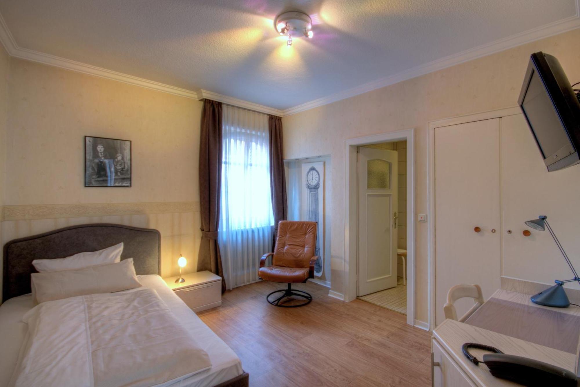 Comfort Single Room
