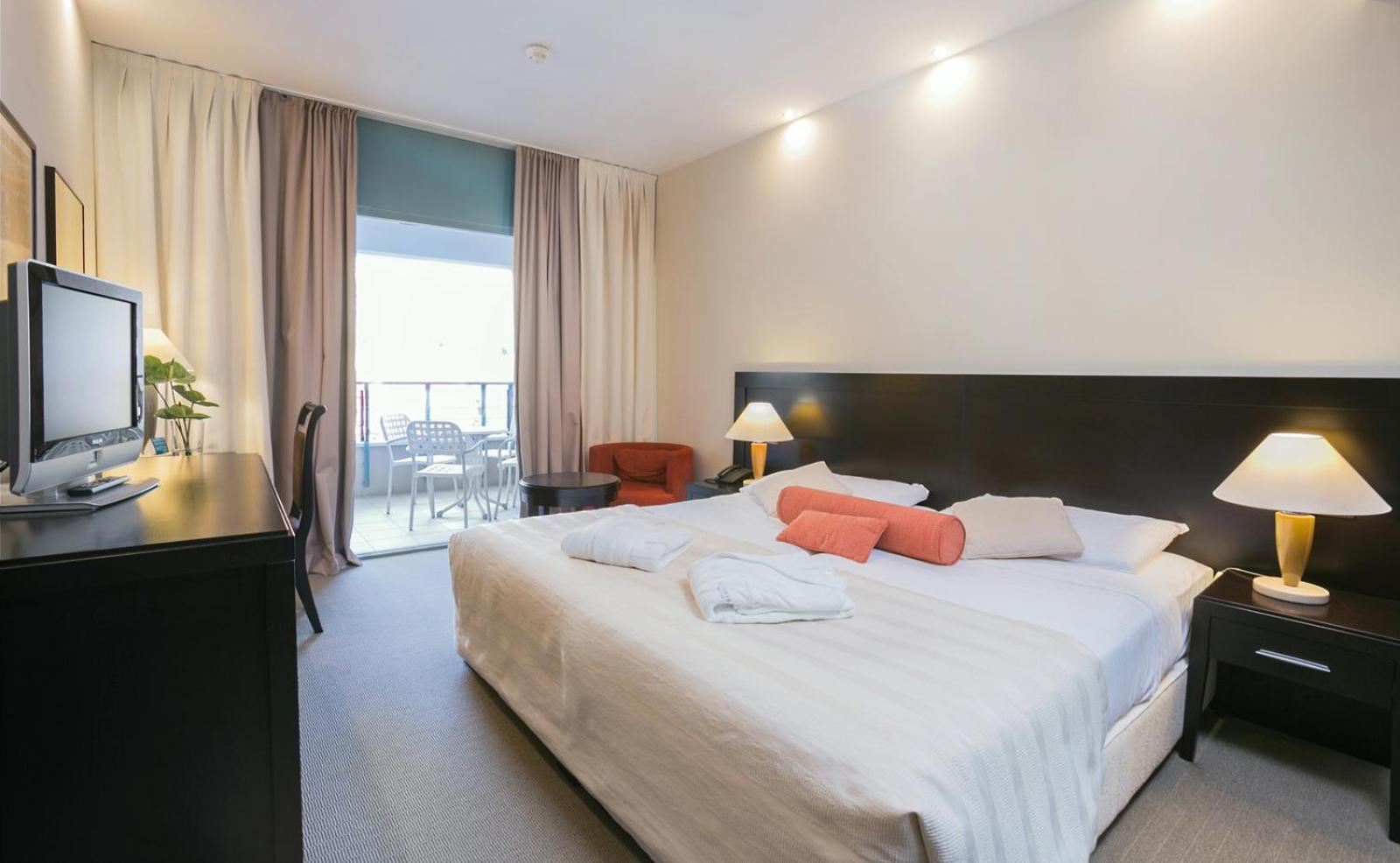 Standard Single Room Mountain View