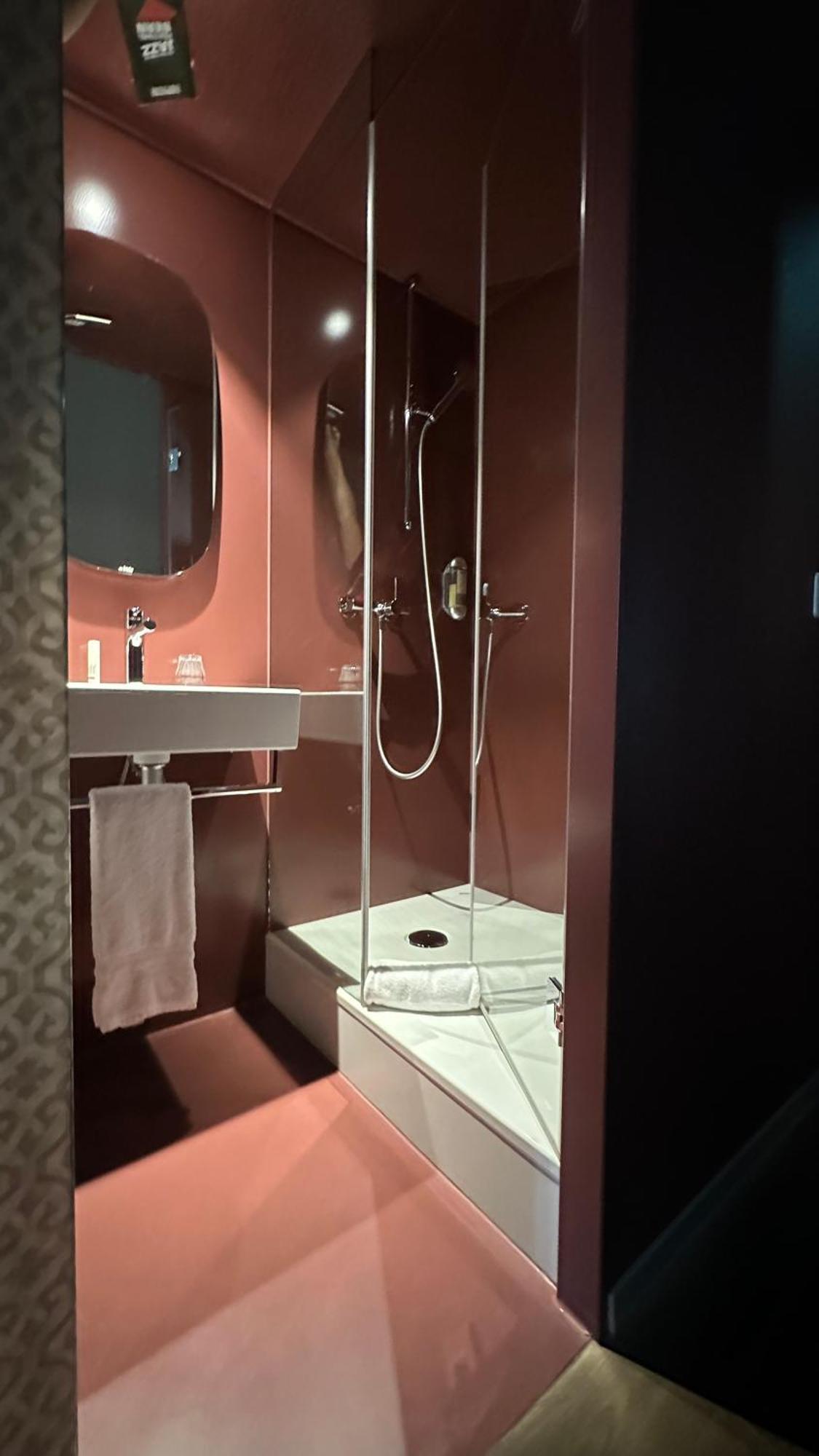 Tiny Room