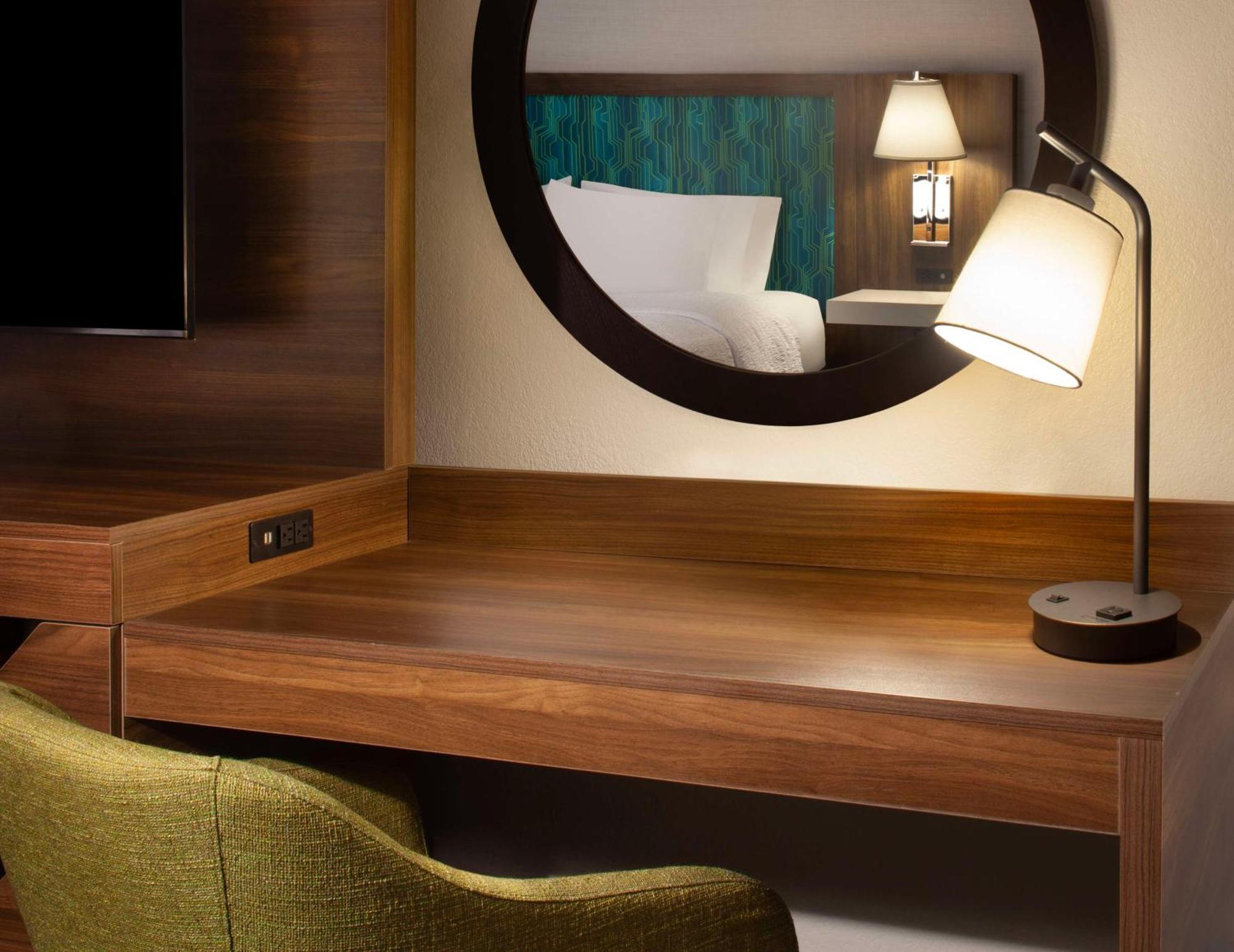 Standard Queen Room Two Queen Beds Extra Floor Space