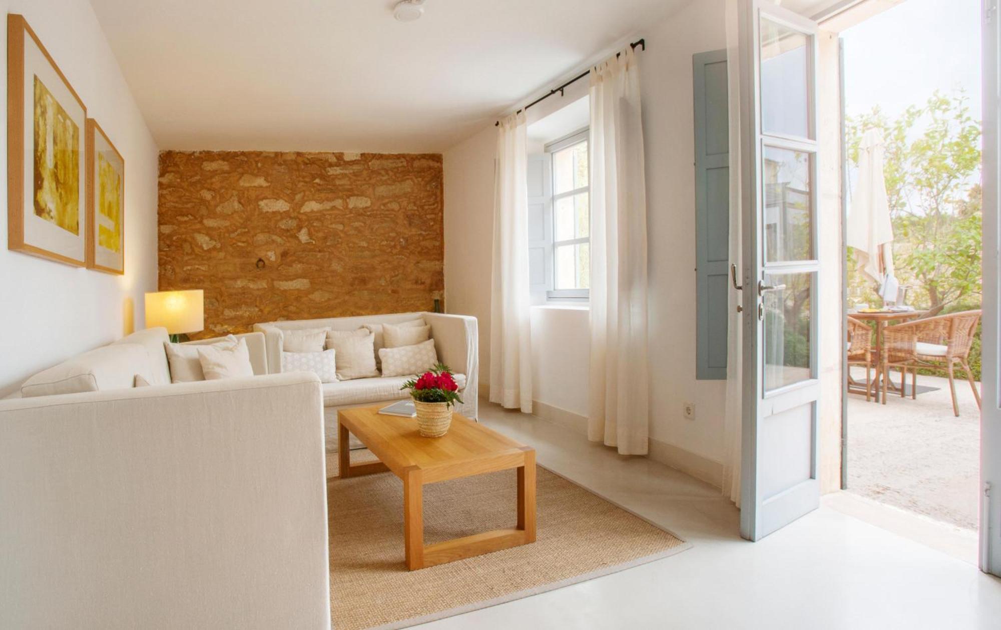 Grand Suite Deluxe,1648900463:JPEG