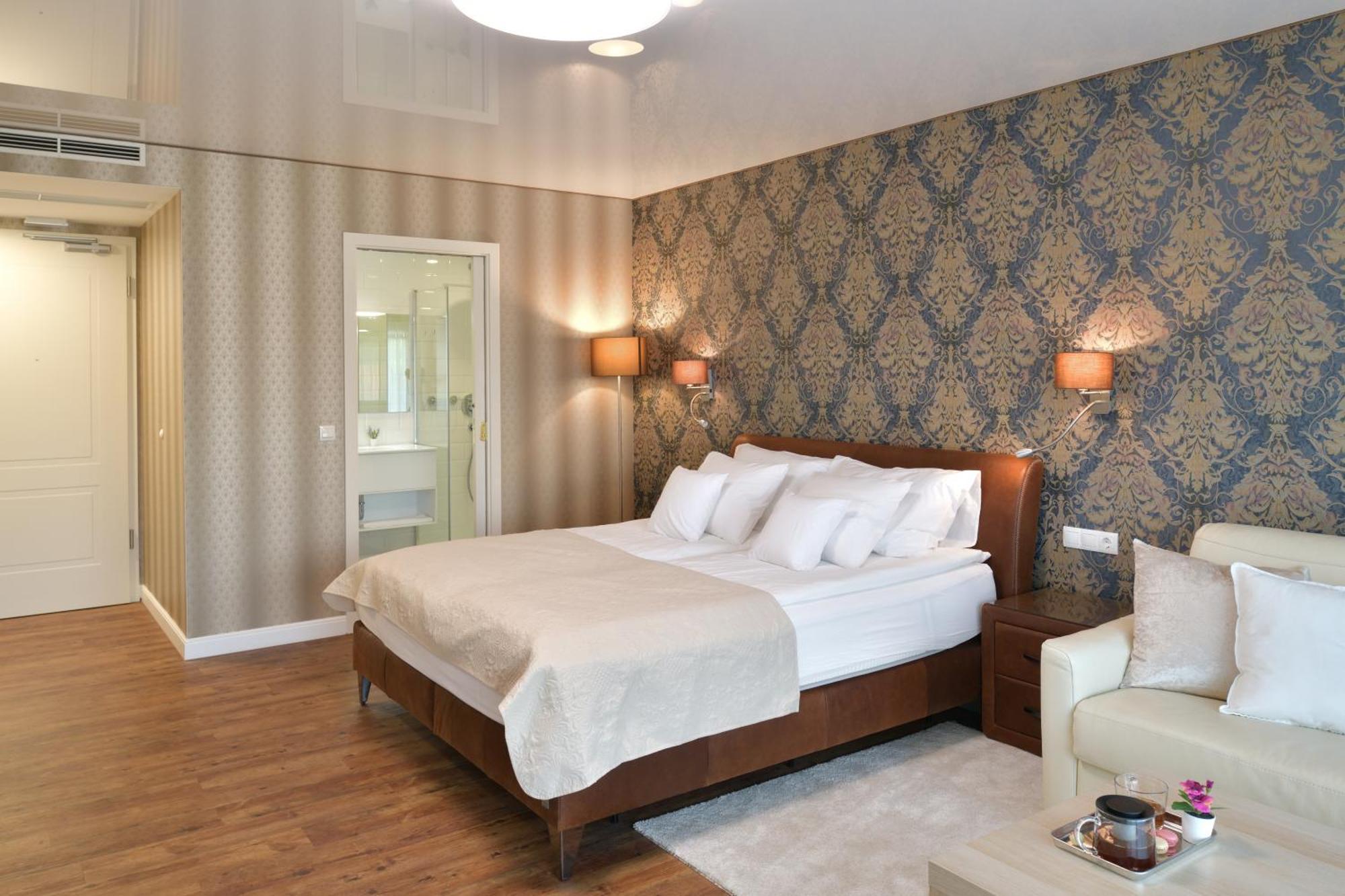 King Room with Balcony