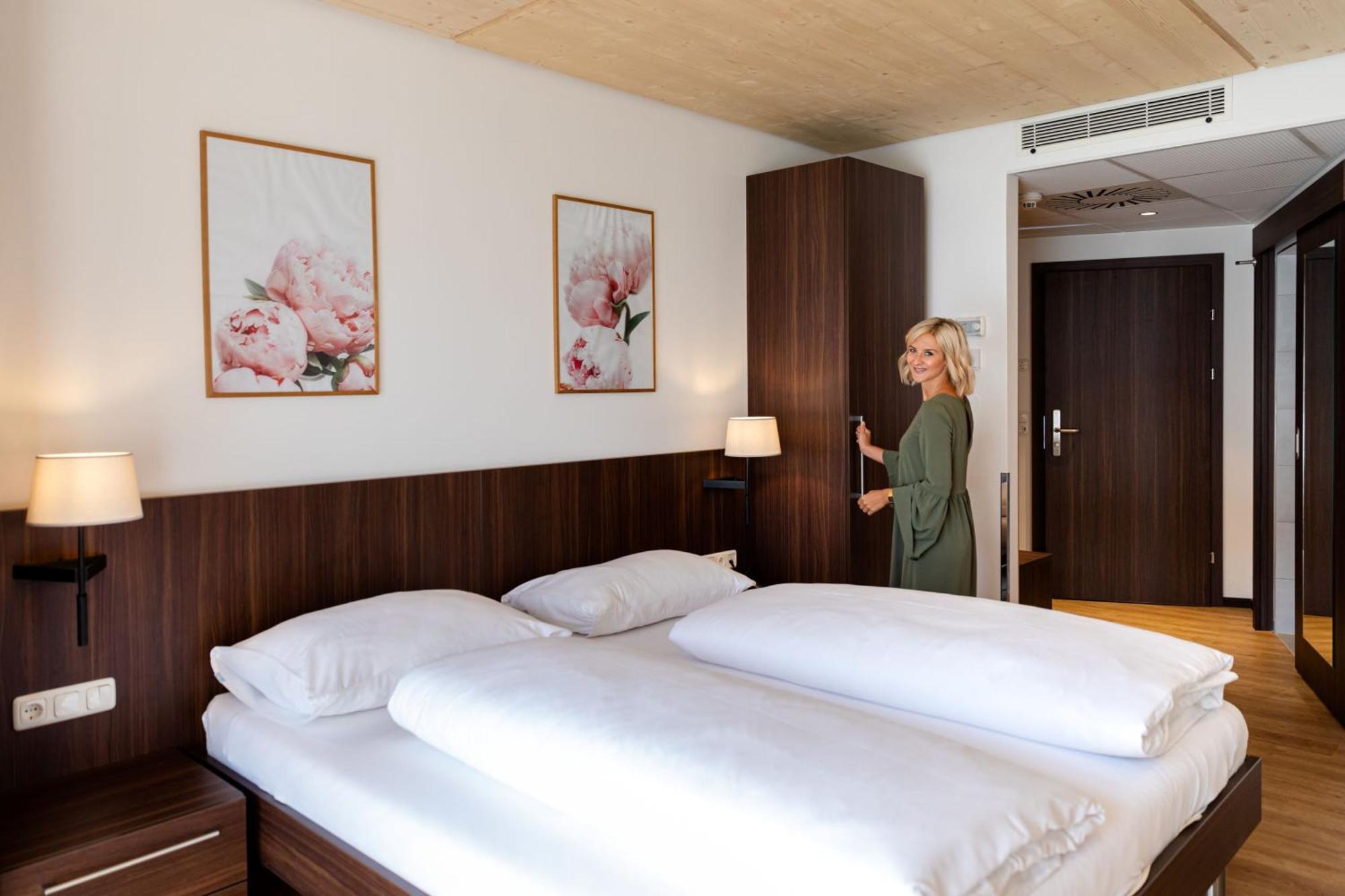 Double or Twin Room Balcony