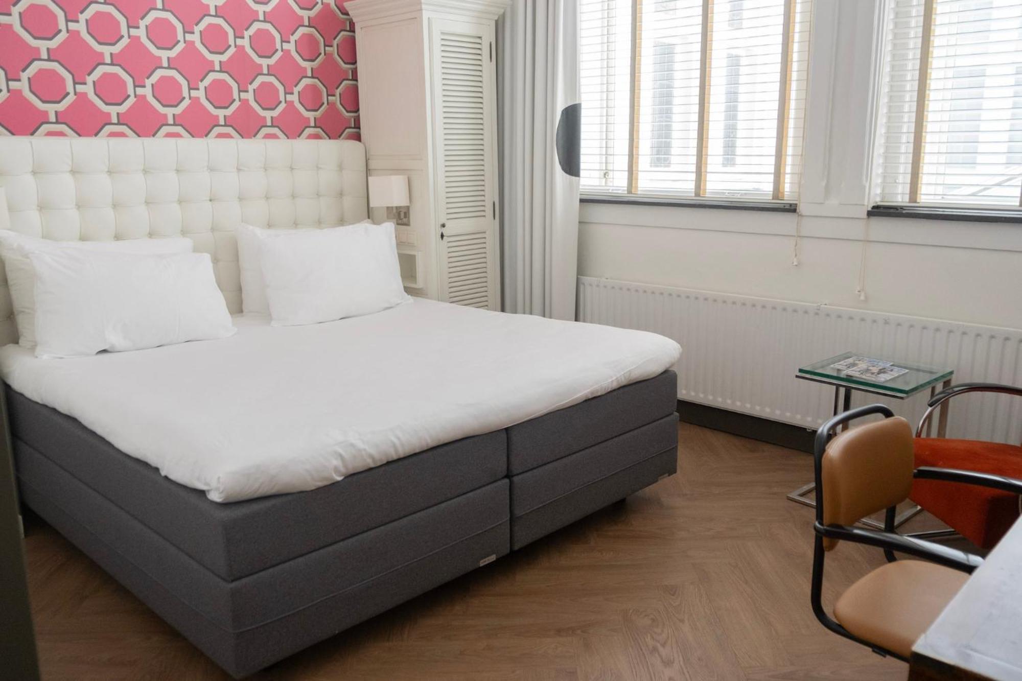 Binnenplaats Room,1586104661:JPEG