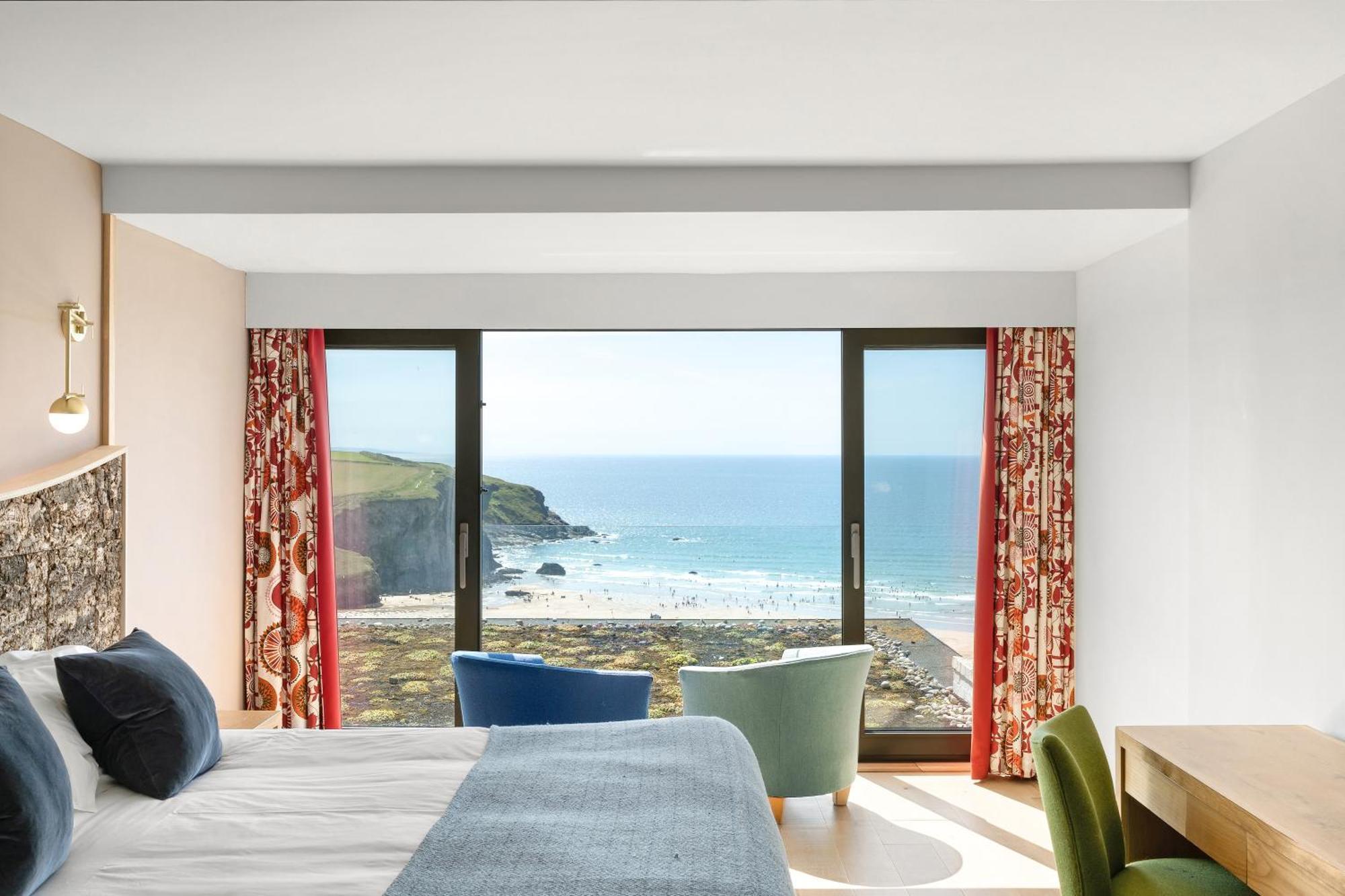Spacious Sea View Double or Twin