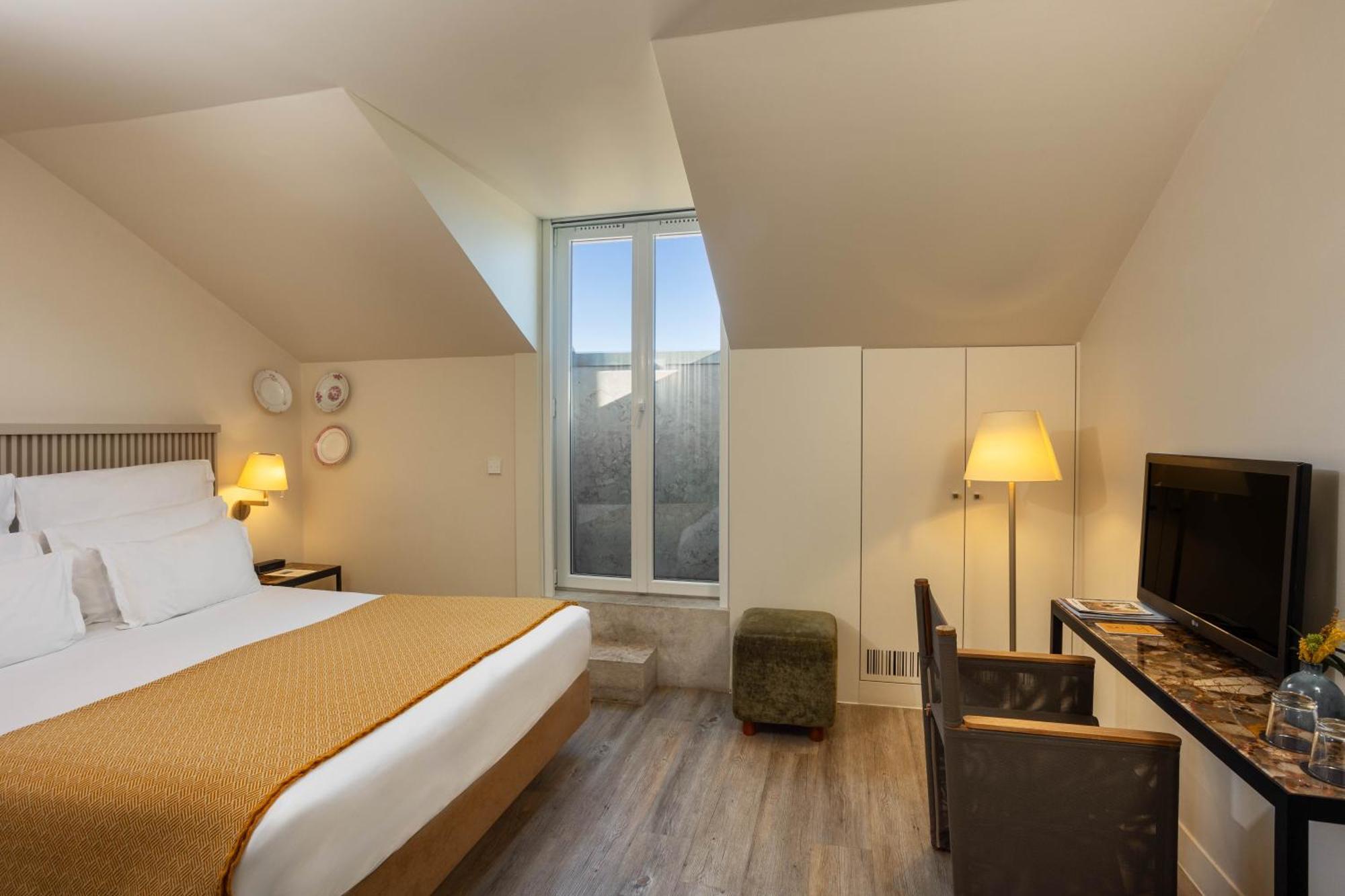 Mansard - Double Room,1586131337:JPEG