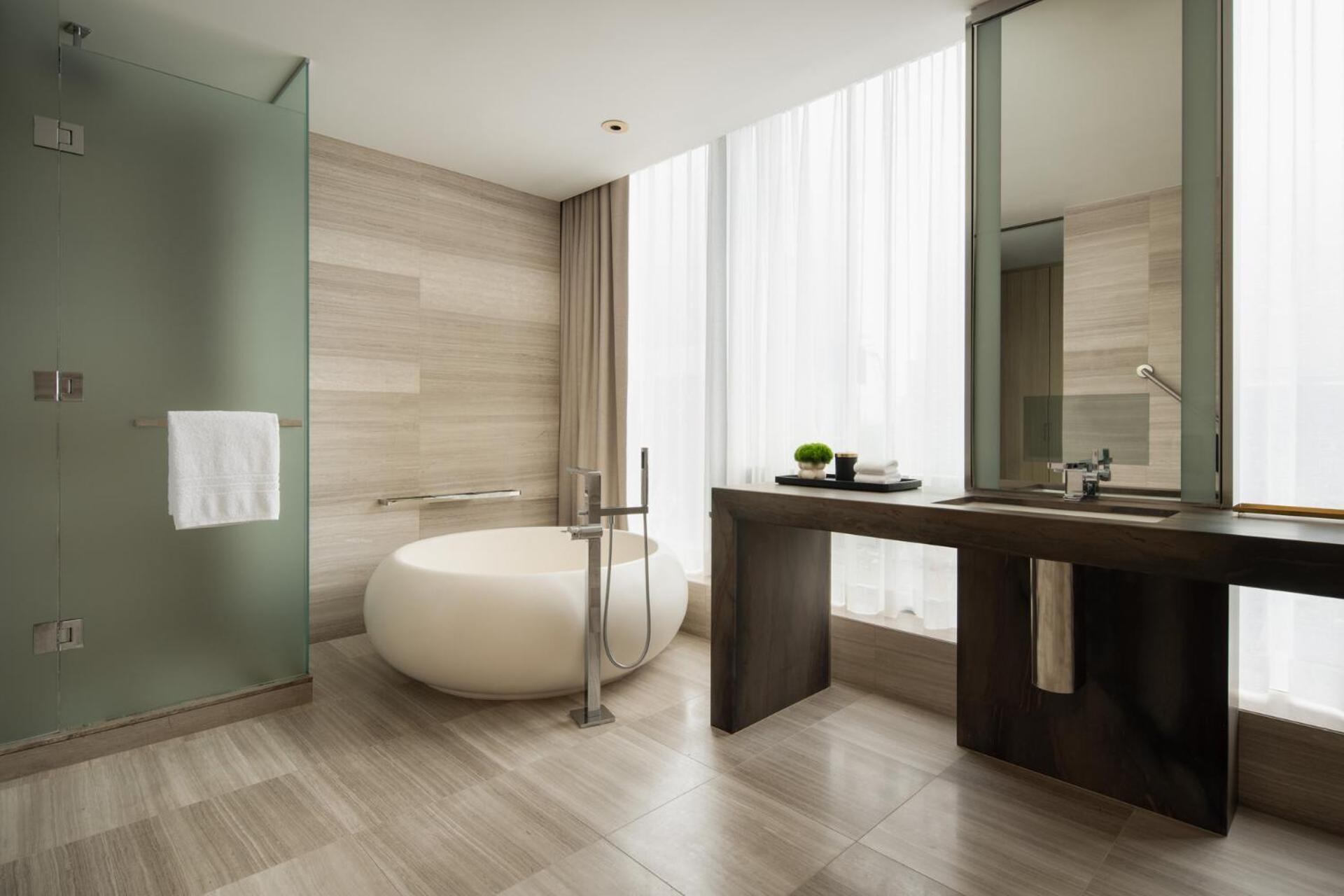 Premier King Room Disability Access