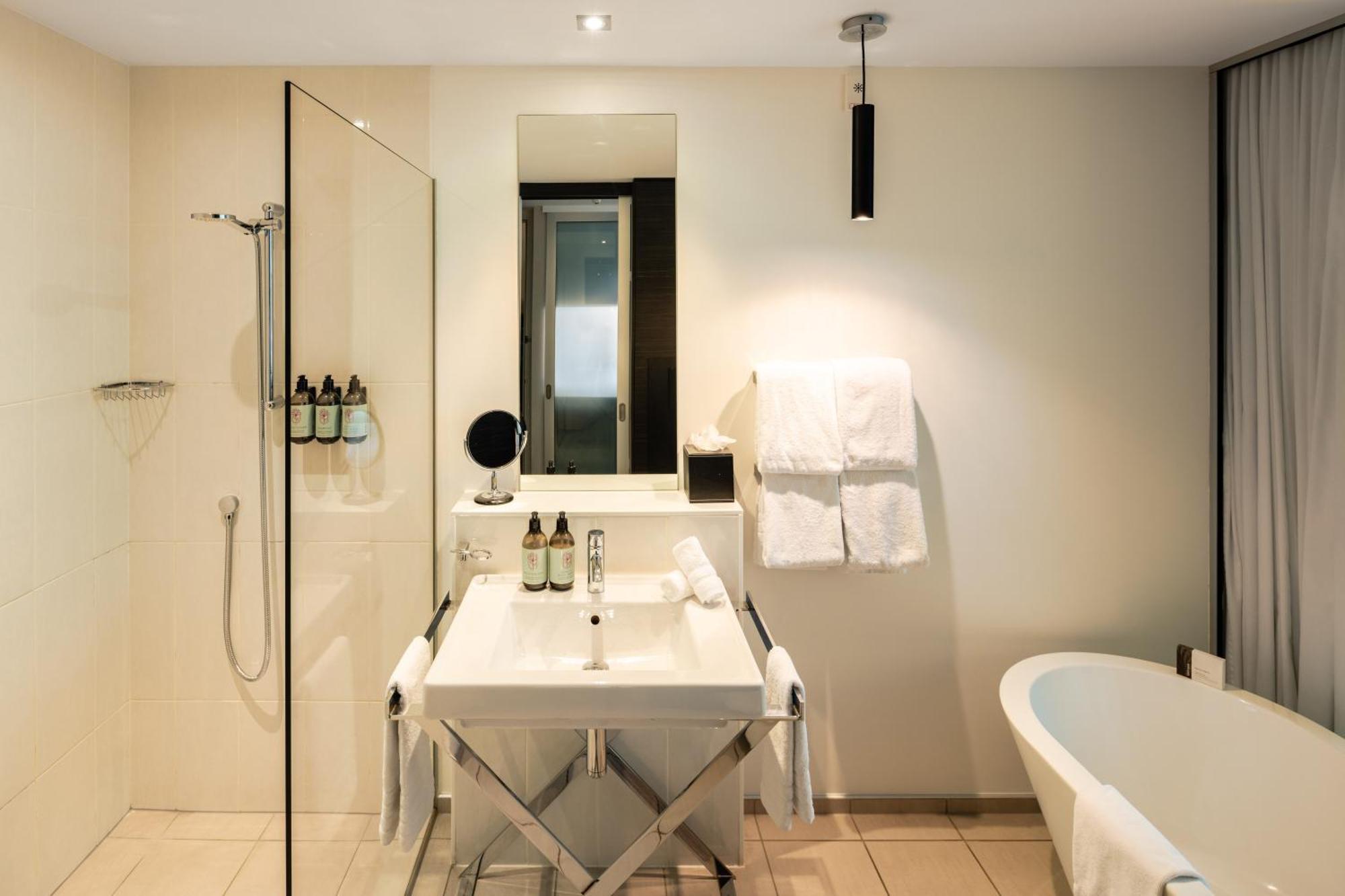 Gondola View Twin Room